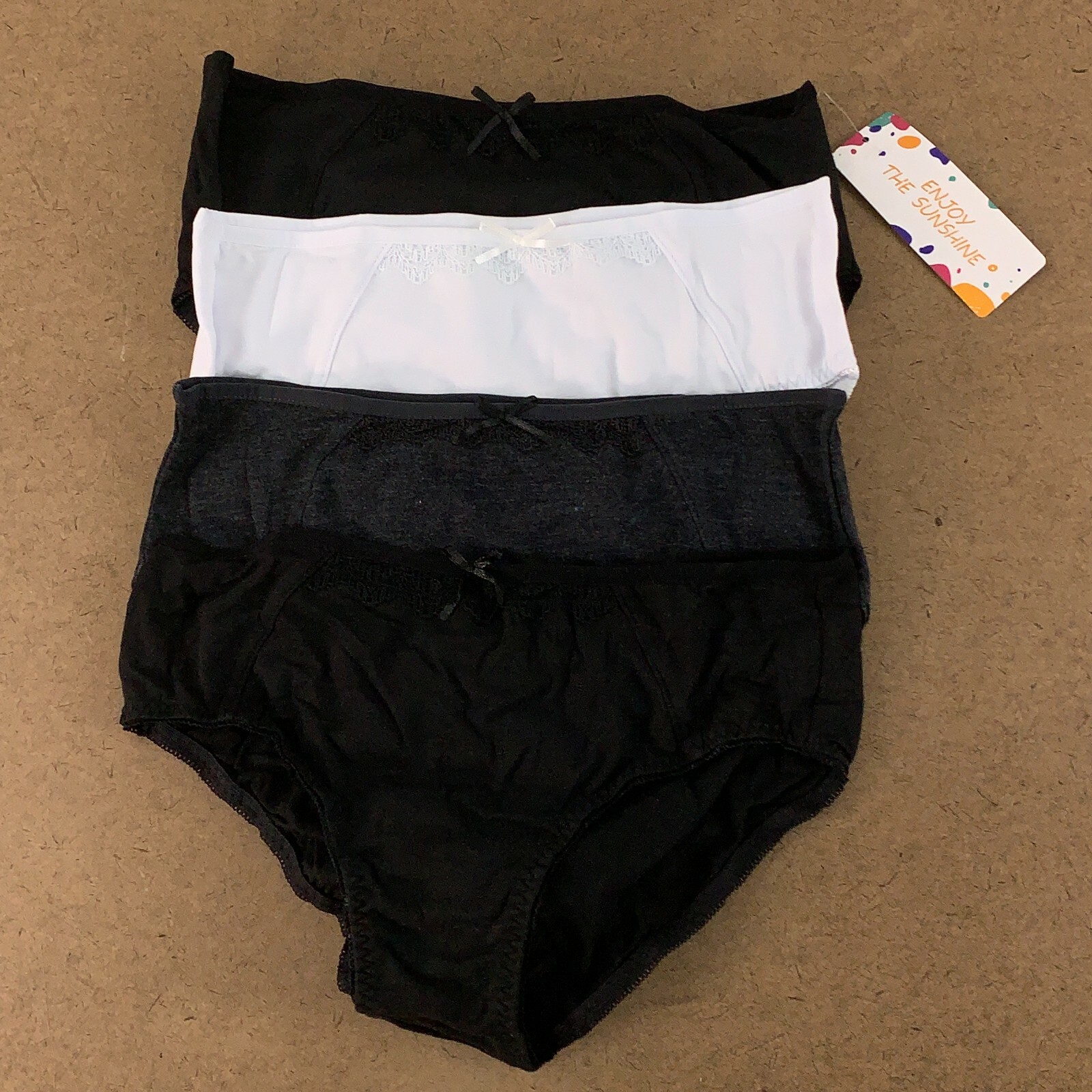 Enjoy The Sunshine Women’s Size Small Black Gray White 4 Pack Bikini Panties NWT