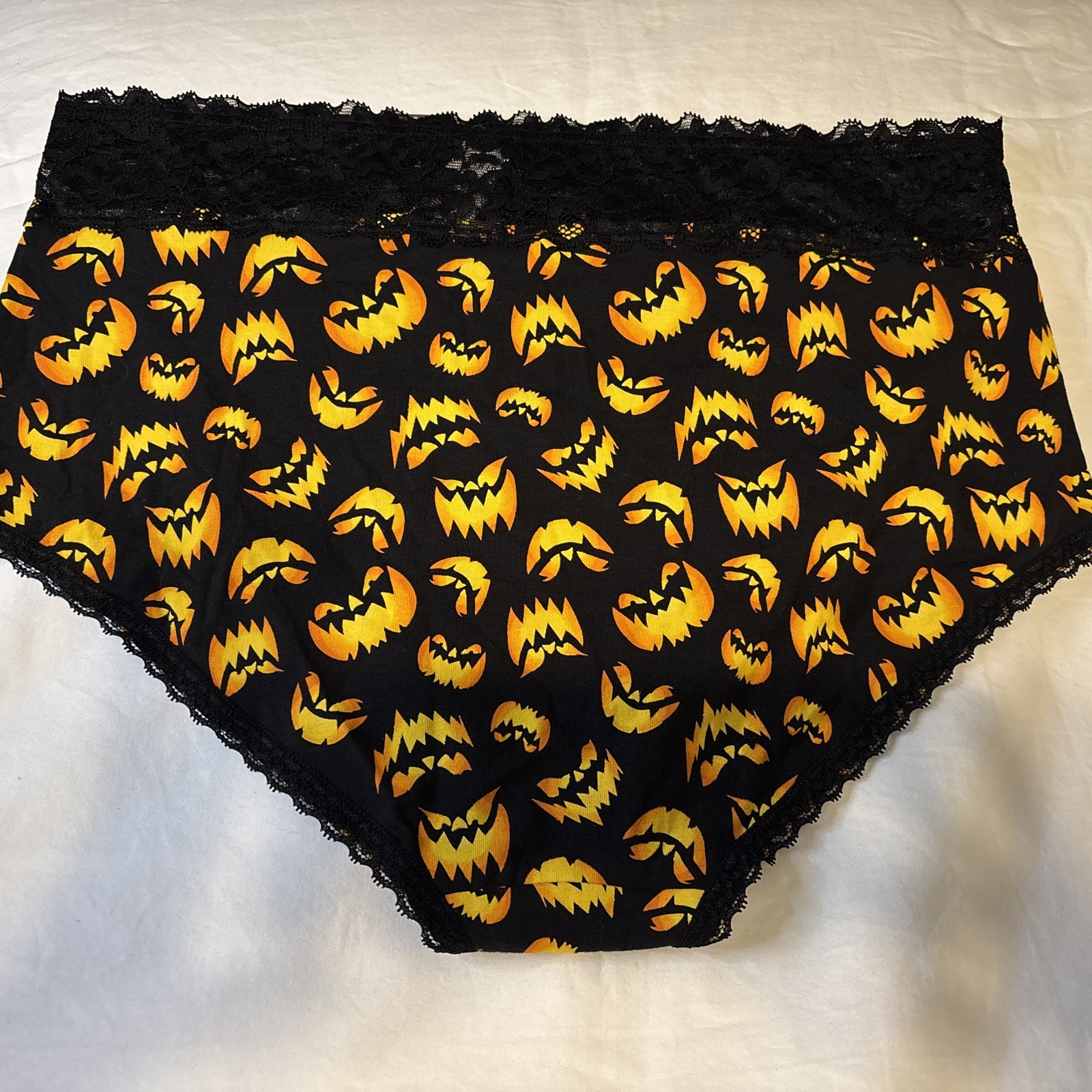 NWT TORRID Brief Pantie Sz 2 Black Orange Pumpkins Lace Jersey