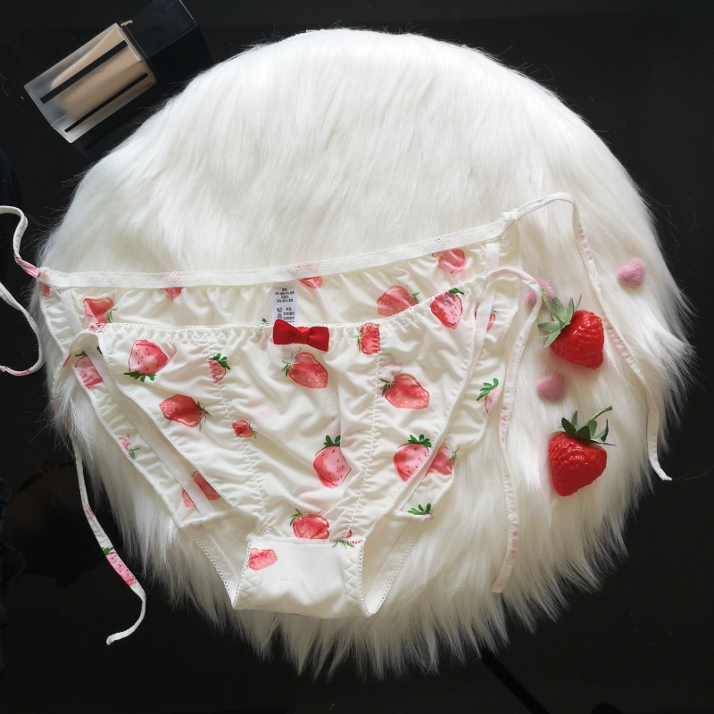 Japanese Girl Sweet Strawberry Underpants Women’s Lolita Strap Underpants