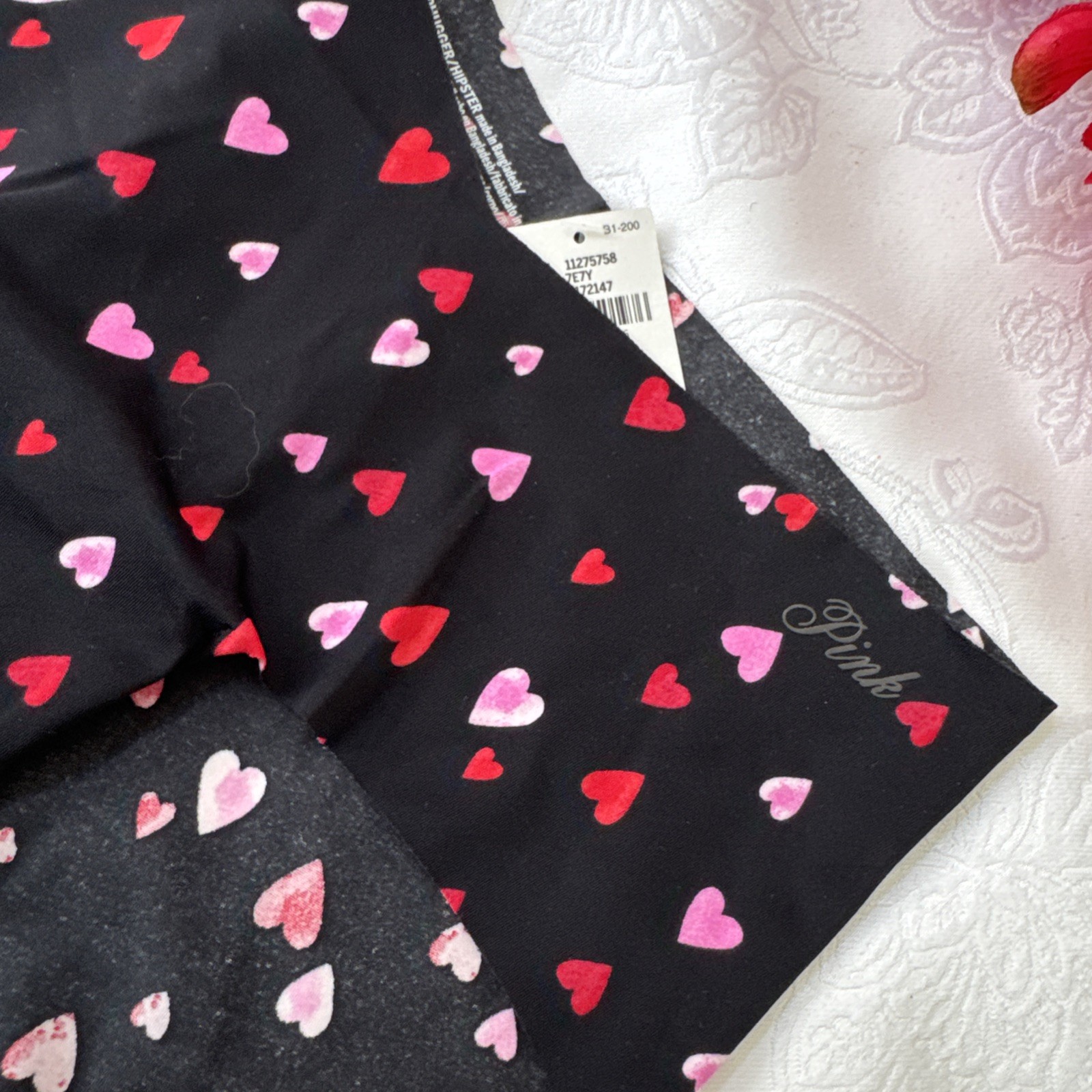 PINK VICTORIA’S SECRET XS BLACK PINK RED HEARTS HIPSTER HIPHUGGER PANTIES NWT