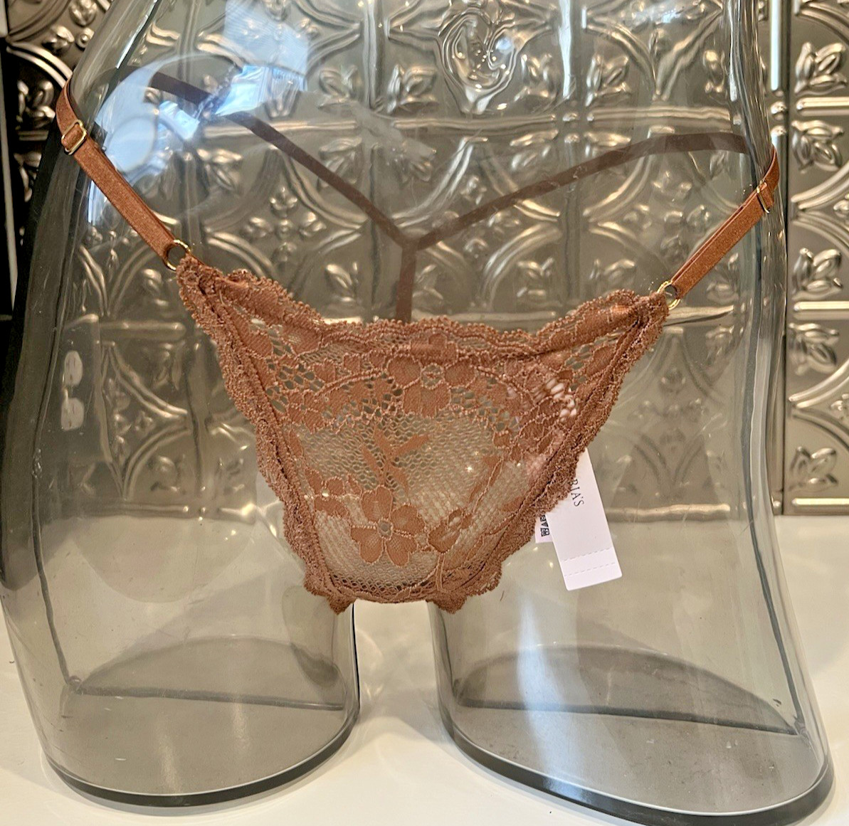Victoria’s Secret DREAM ANGELS Adjustable V-STRING THONG Panty M CARAMEL NWT$18