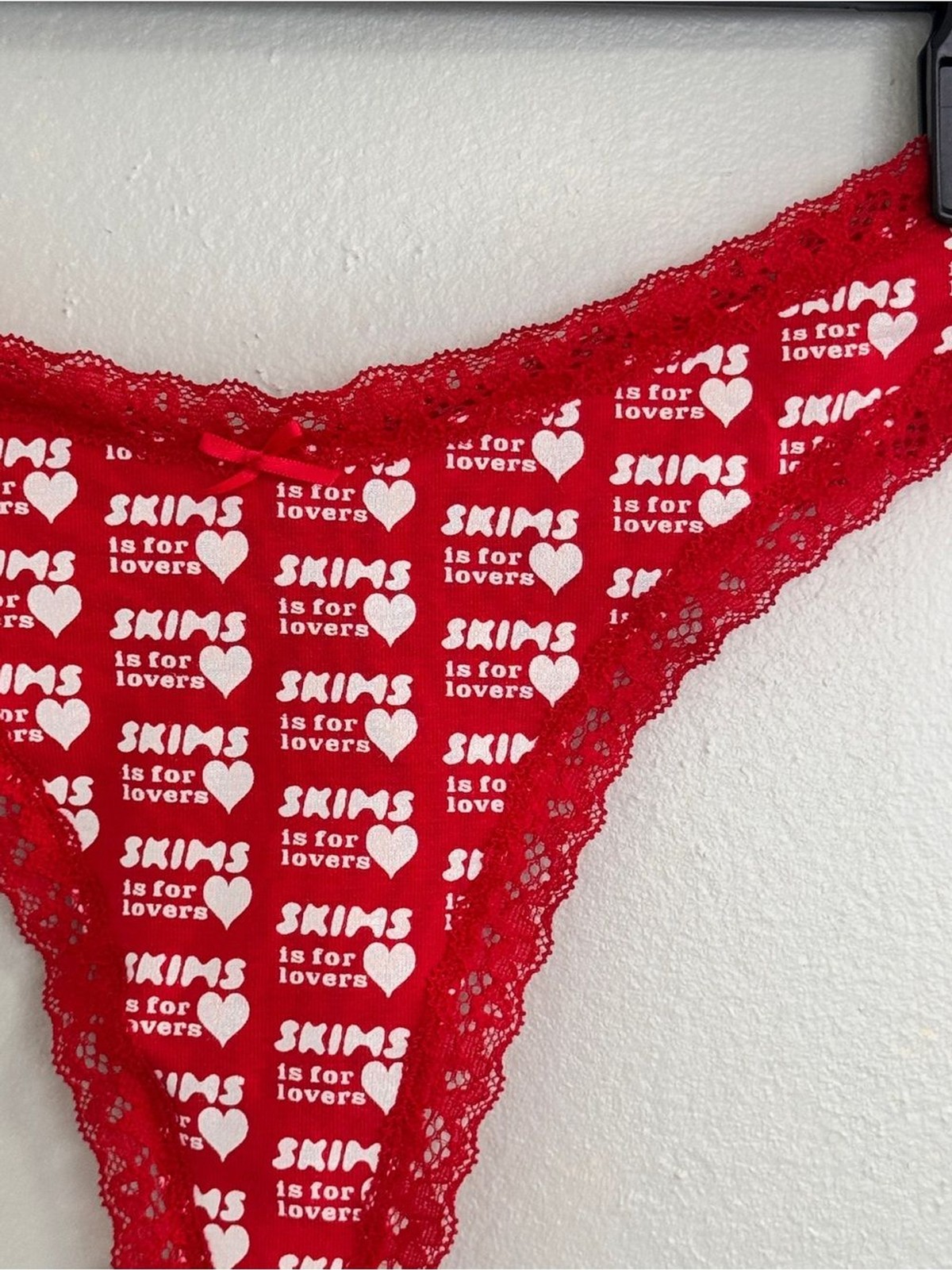 NEW SKIMS is for Lovers Lightweight Cotton Lace Thong Red Small NWOT