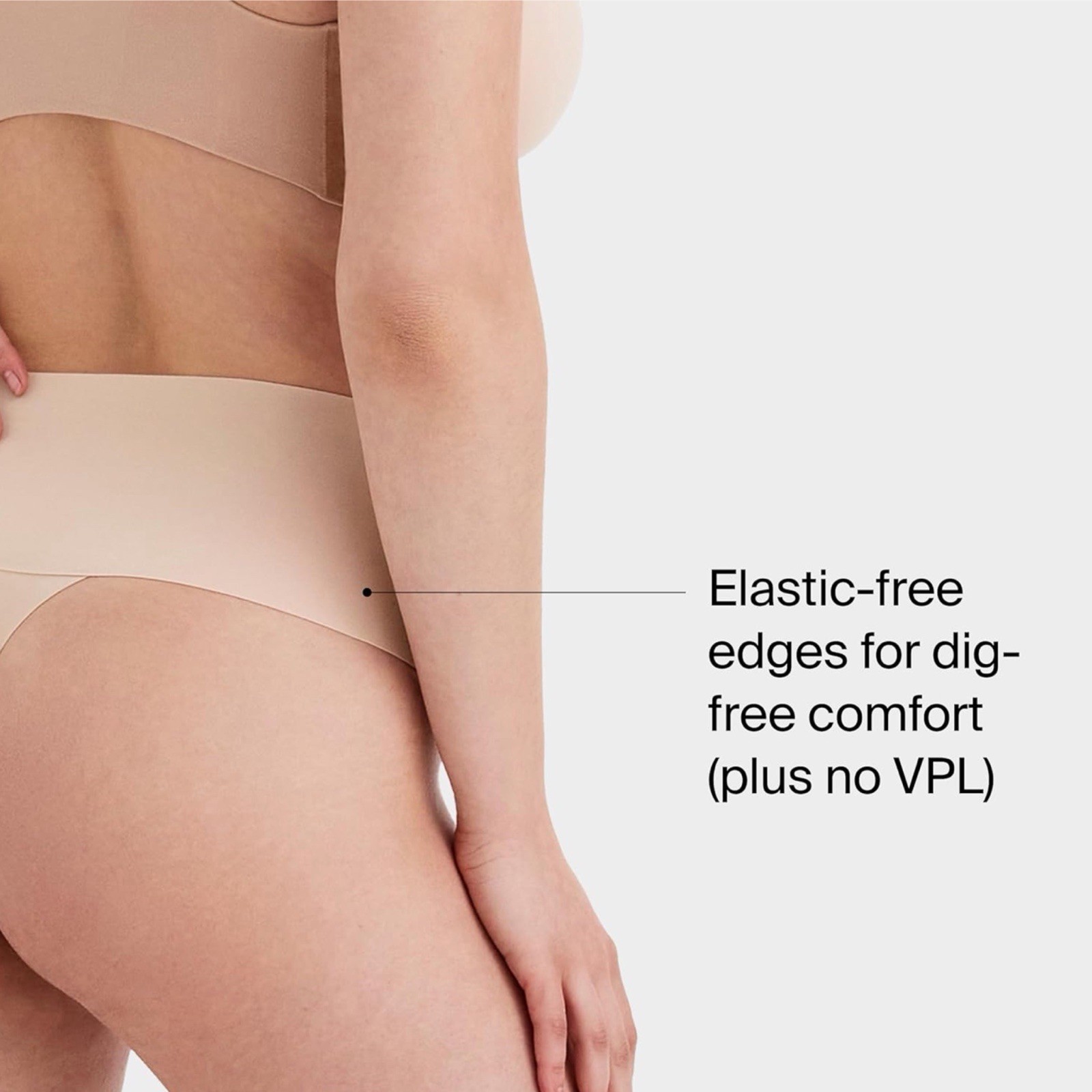 Spanx M Undie-tectable Thong Panties Women’s Size XS SOFT NUDE SPO115 NWT