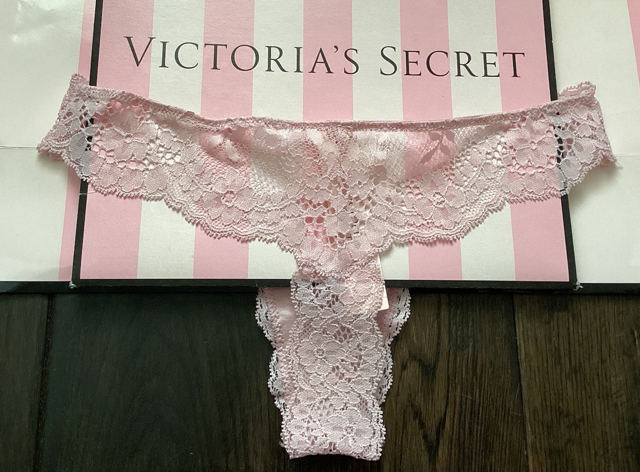 NWT Victoria’s Secret Dream Angels Lace Thong Panty XS Petal Pink Red Embroidery