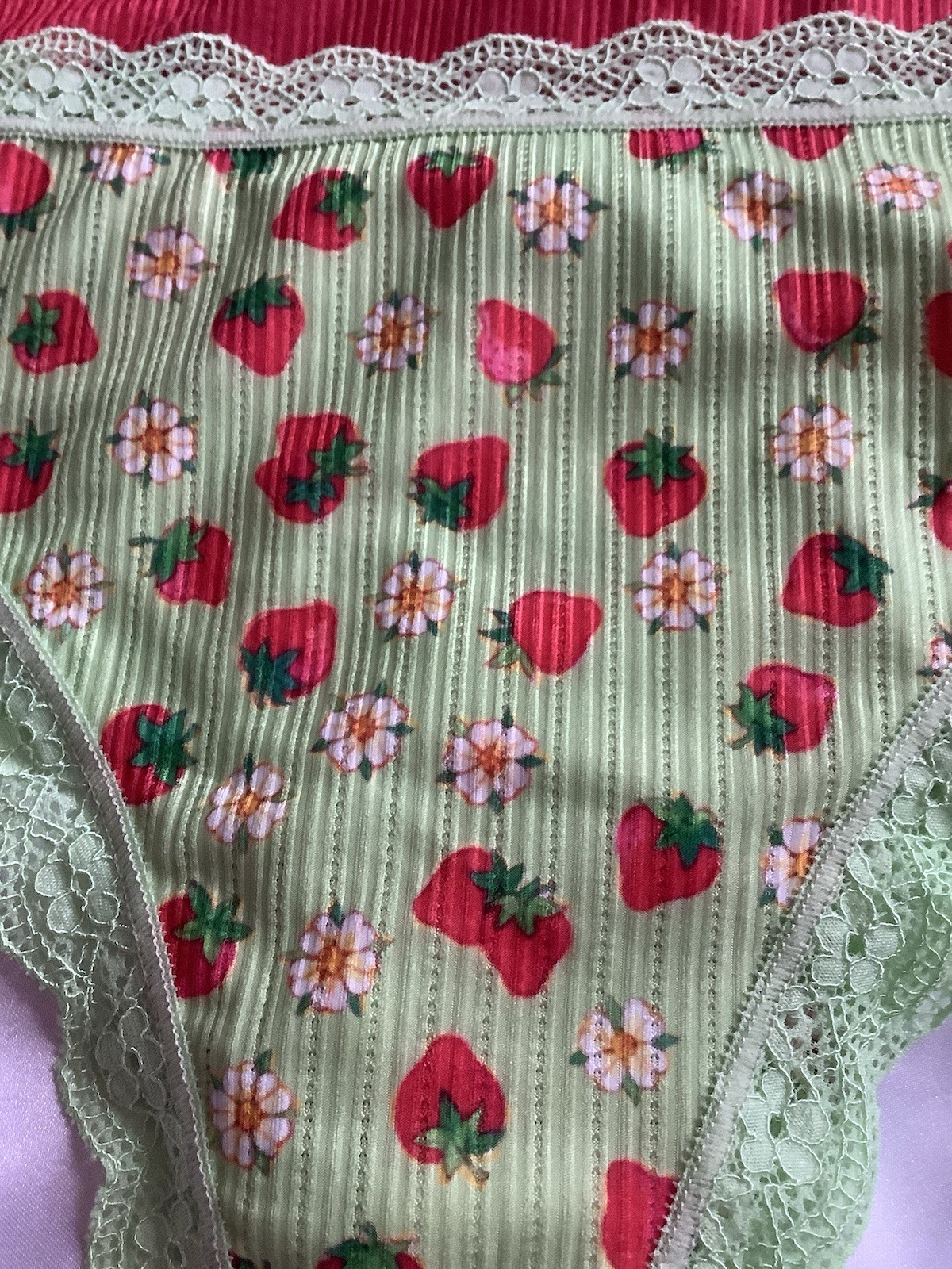 Women’s Teen Strawberry Shortcake Red Green Kawaii Thong Panties Cartoon 3pk. M