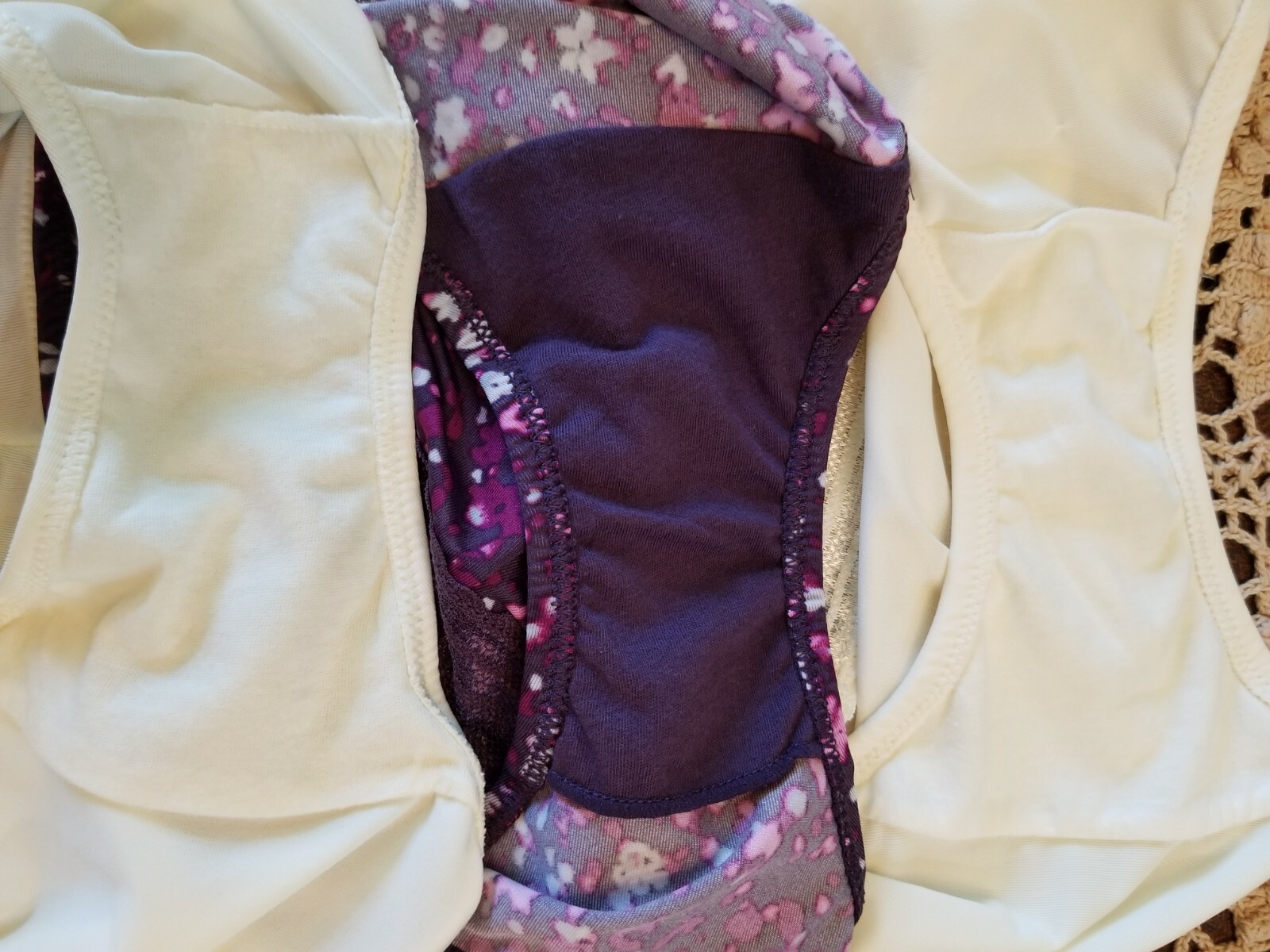 5 /S WARNERS Microfiber With Lace ~No Pinching No Problems 3 HIPSTERS – NWT