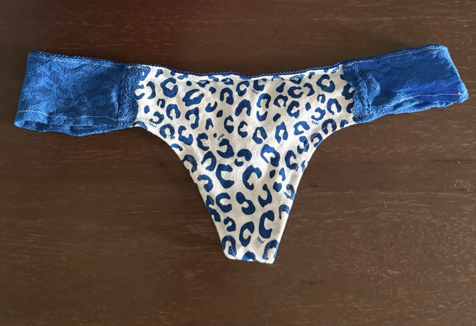 Victoria’s Secret Women’s Thong Blue & White Cheetah Print Panties, Size Medium