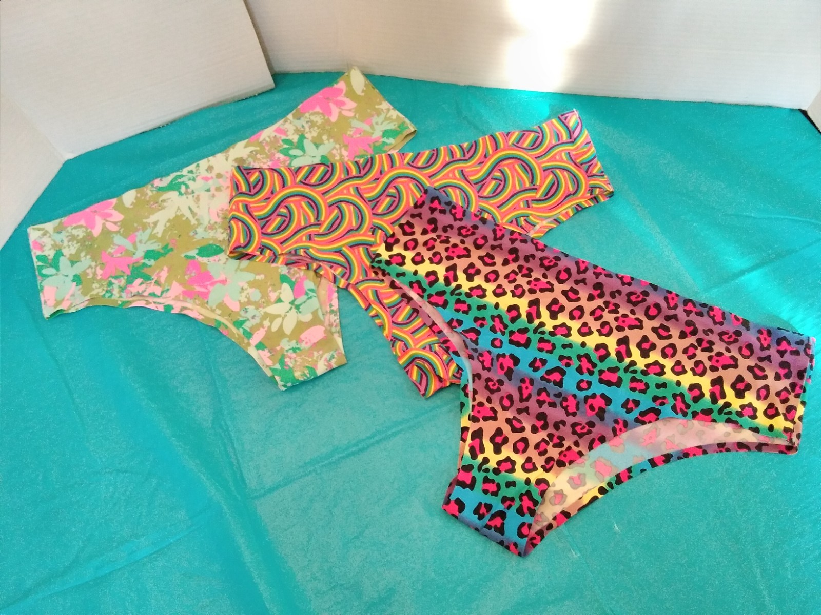 Panties Cheek Boss NWOT 3 Pairs Cheeky Women’s Panties Size X- Large