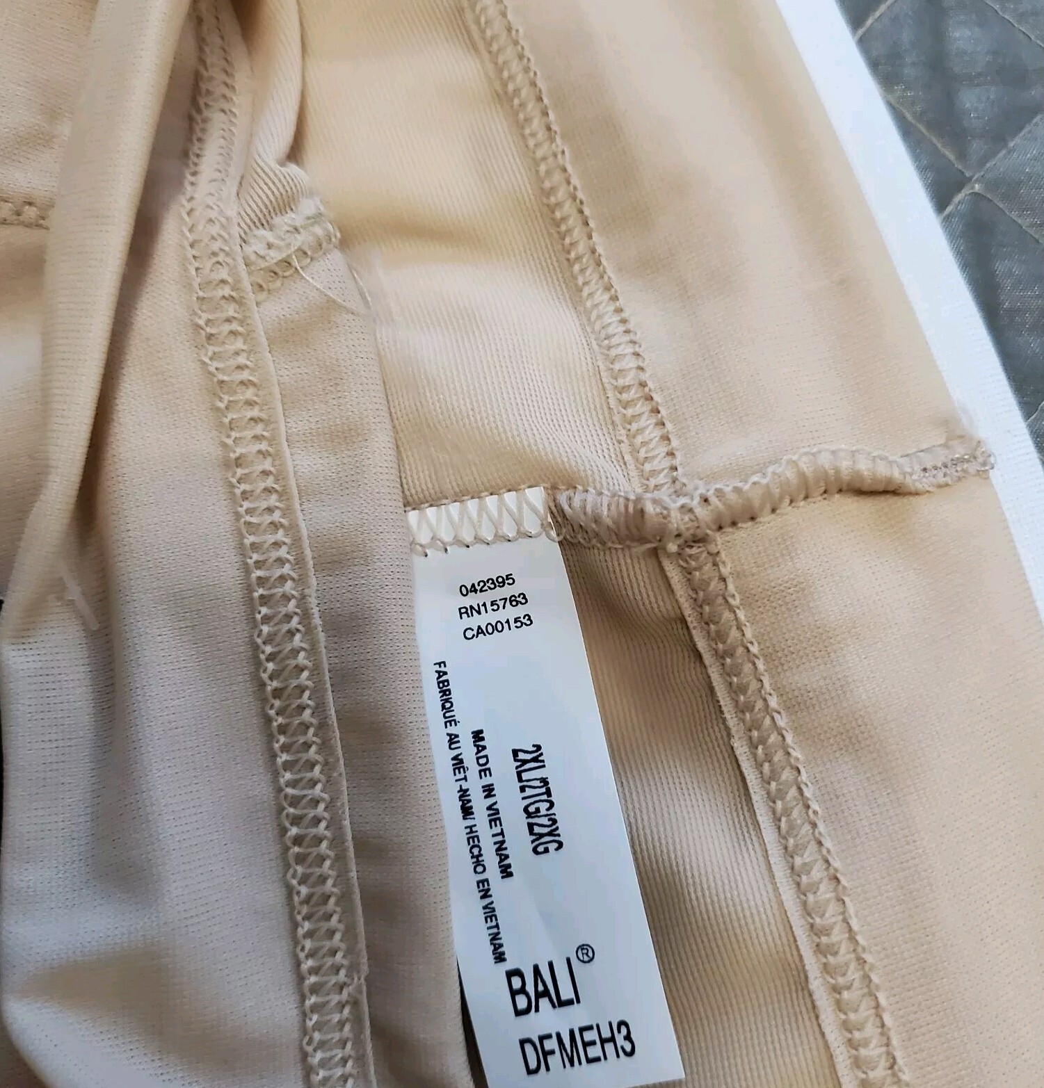 Bali Smoothing ultra light Brief panties 3 pair size 2XL/9 style DFMEB3- NWT
