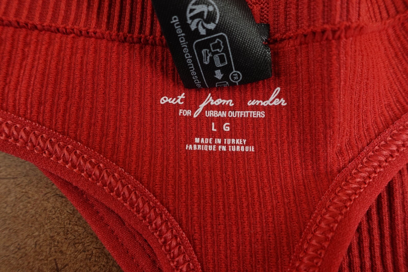 Out From Under Womens Large Red Berry Rib Knit Markie Seamless Thong Panty NWT