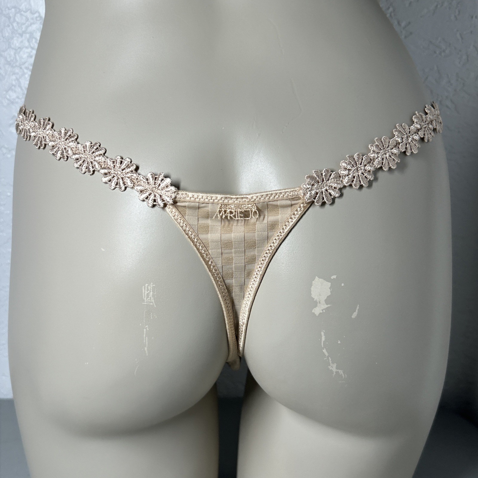 Marie Jo 0600413 Avero String Thong Panty UK EL Floral Band Beige