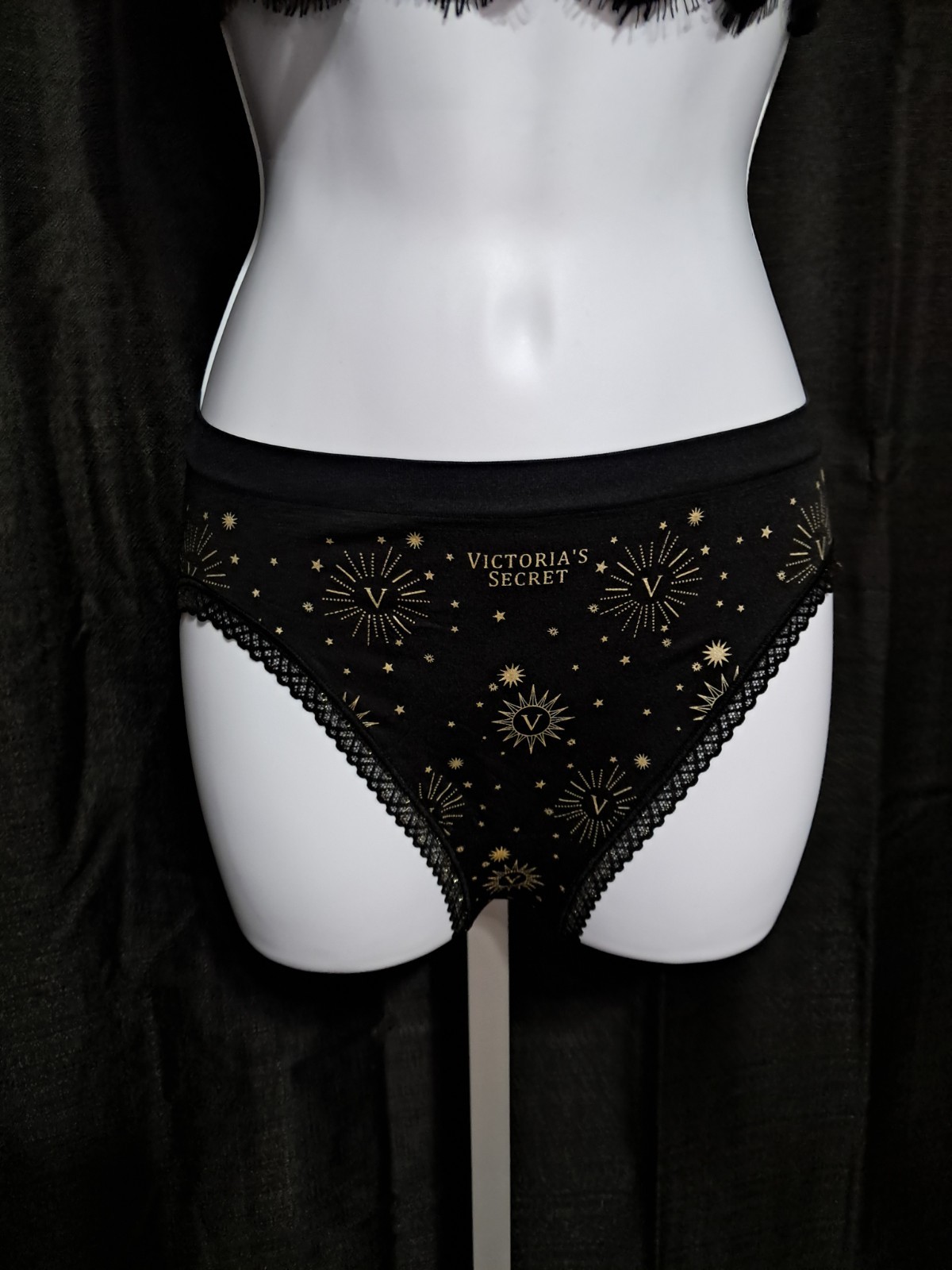 Victoria’s Secret High Leg Brief Panty Black Gold Star Print Lace Trim Women M