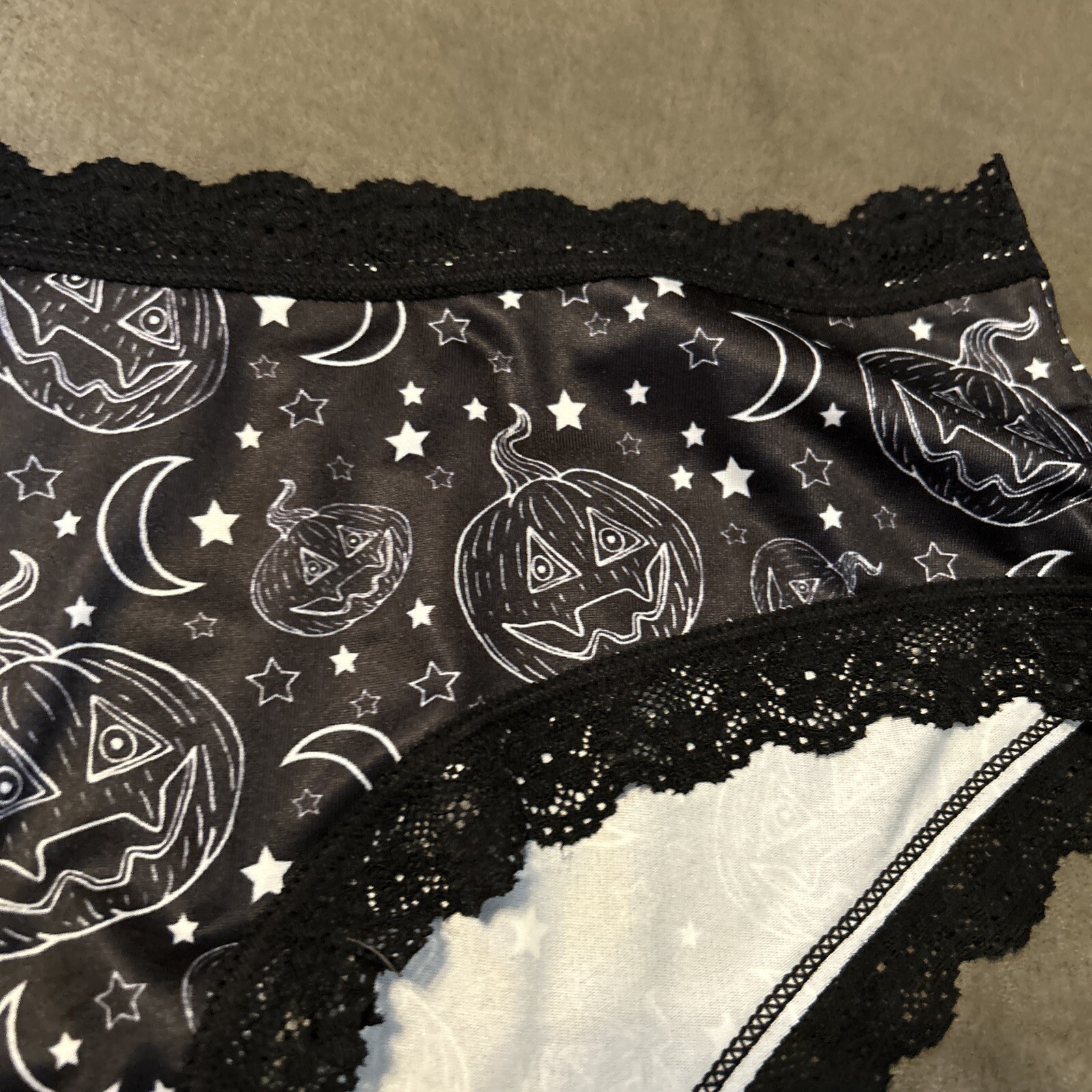 Morvia 3pk lace trim goth Emo panties M skulls stars Jack-o-lantern Mushrooms