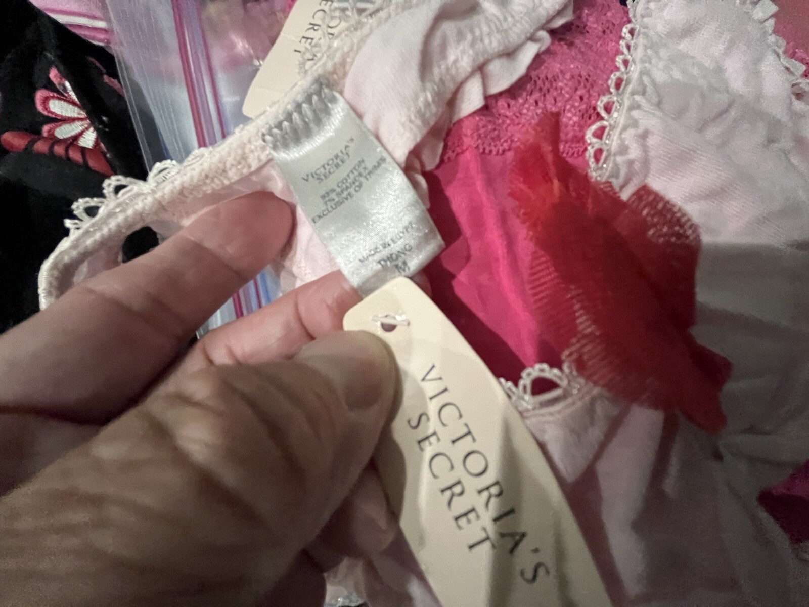 VICTORIA SECRET ROMANTIC RUFFLE TRIM ROSETTE DECORATED-PINK COTTON PANTIE M NWT