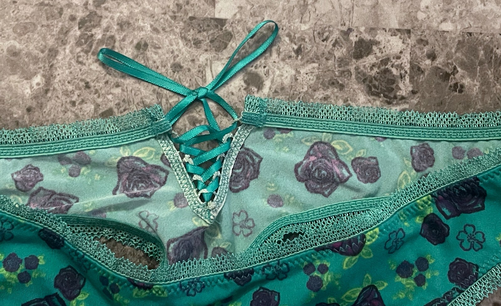 NWOT VICTORIA’S SECRET SEXY LITTLE THINGS L LACE UP VINTAGE RARE THONG PANTIES