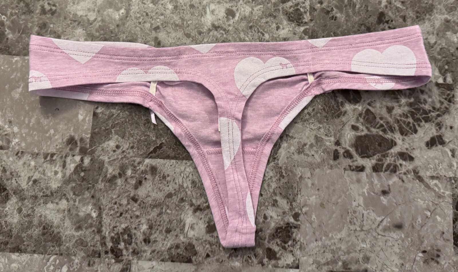 NWOT VICTORIA’S SECRET PINK SMALL PURPLE HEART RUCHED VINTAGE RARE THONG PANTIES