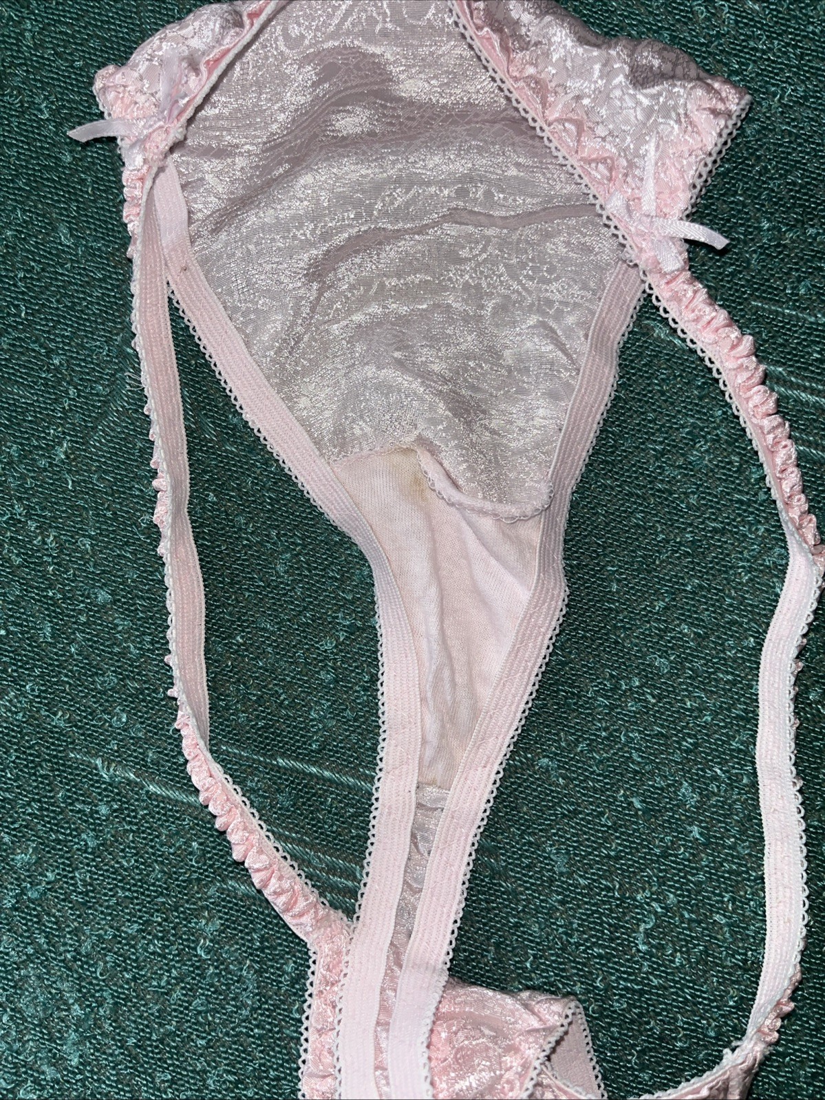 Vtg 90’s Gilligan & O’malley Satin Thong Size 7 L Second Skin Pink Paisley Bows