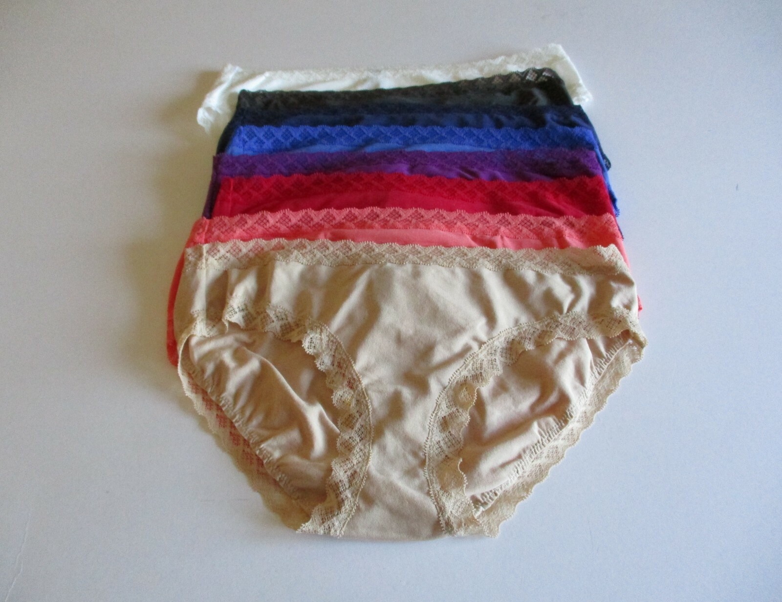Natori Bliss Girl Brief Panty 156058 S, M, L, XL, 2XL MSRP $18.00 – $20.00 NWT