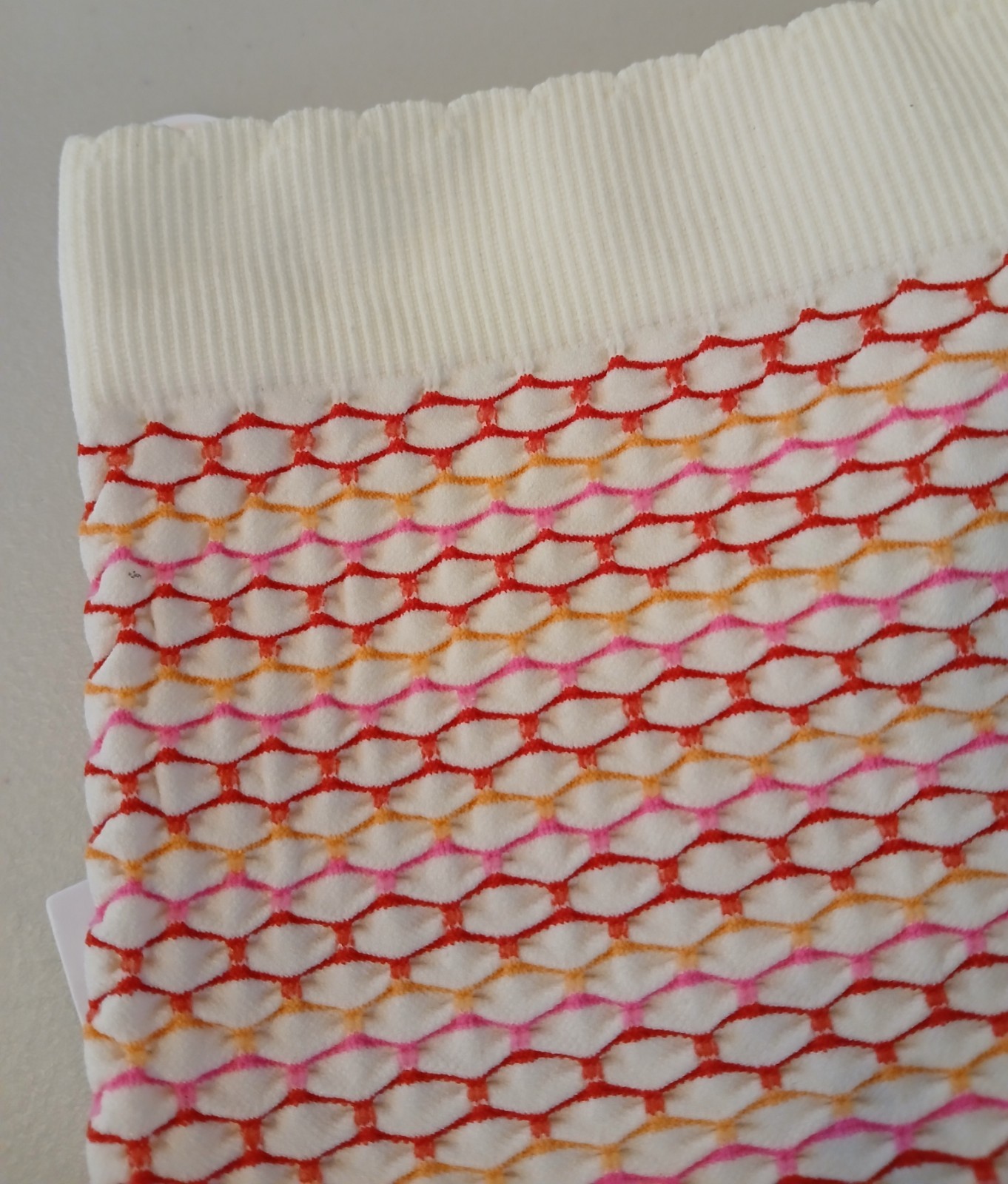 Forever 21 Small Panties Boyshort Underwear Stretch Seamless Ivory Red Pink