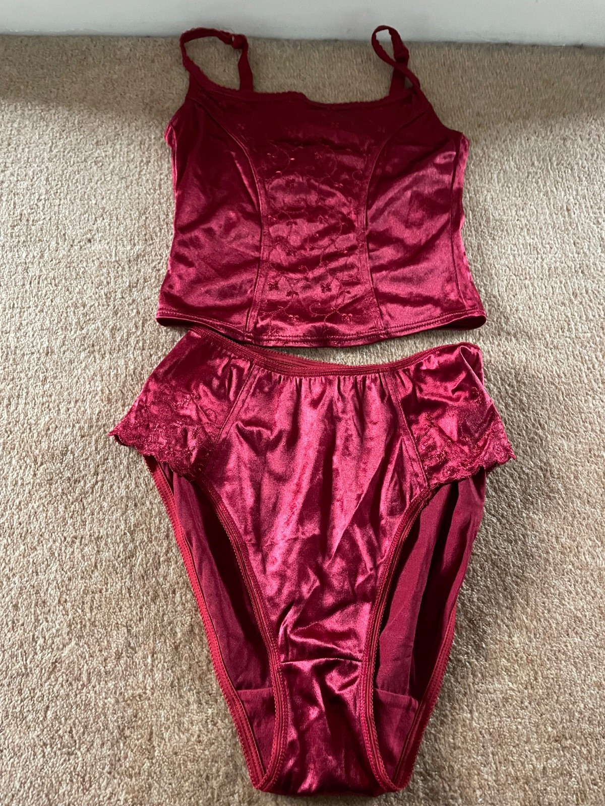 Next Ladies Red Cami & Knickers Set – Good Condition – size 10-12