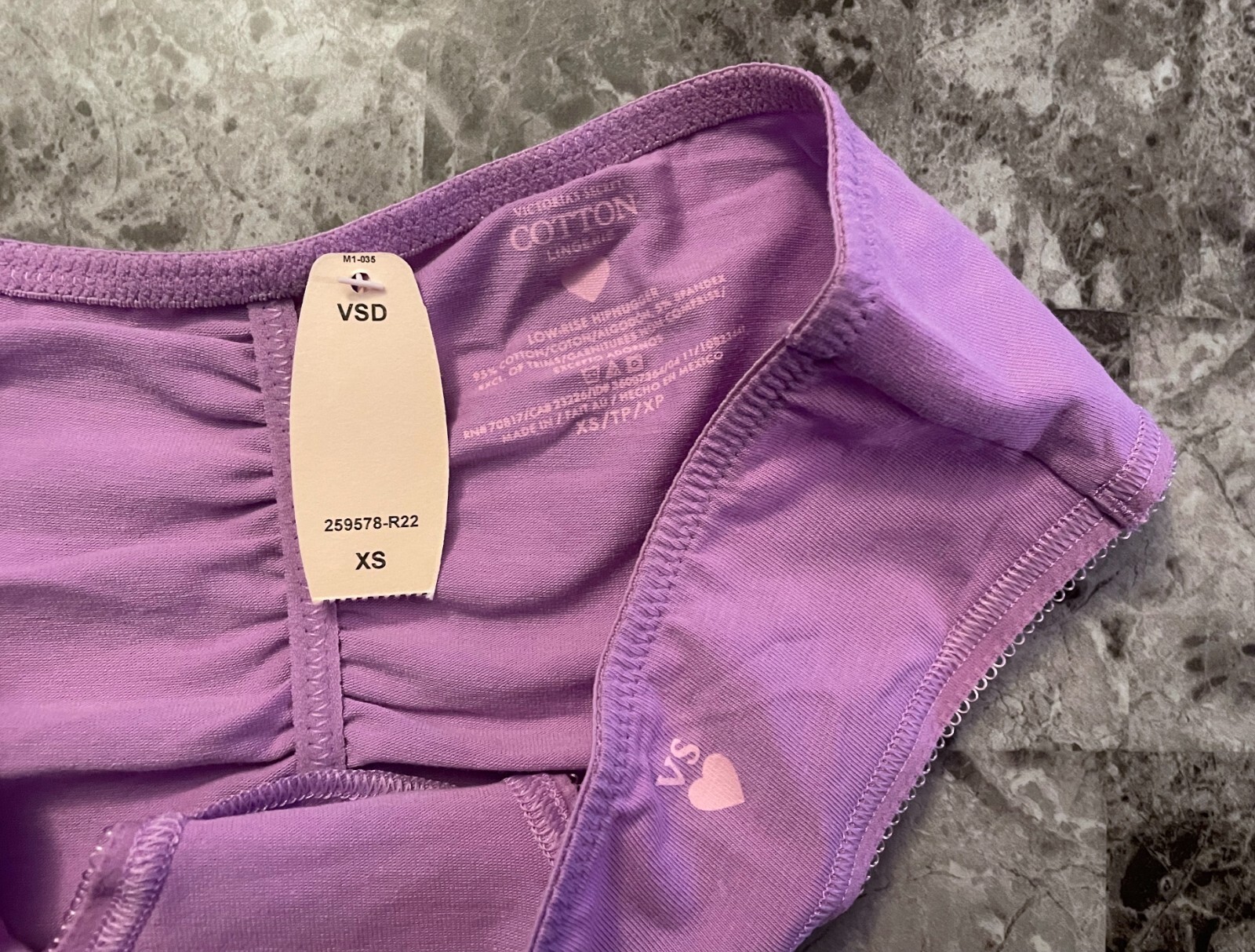 NWT VICTORIA’S SECRET XS LILAC PURPLE FLORAL RUCHED BACK RARE HIPHUGGER PANTIES