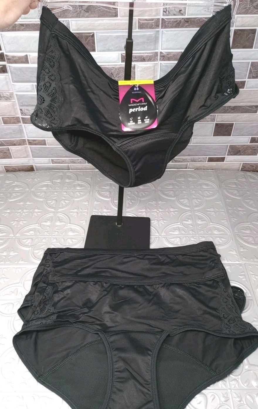 Maidenform DMLBSM Period Panty 3 Pair Women’s M Black Hipster NWT