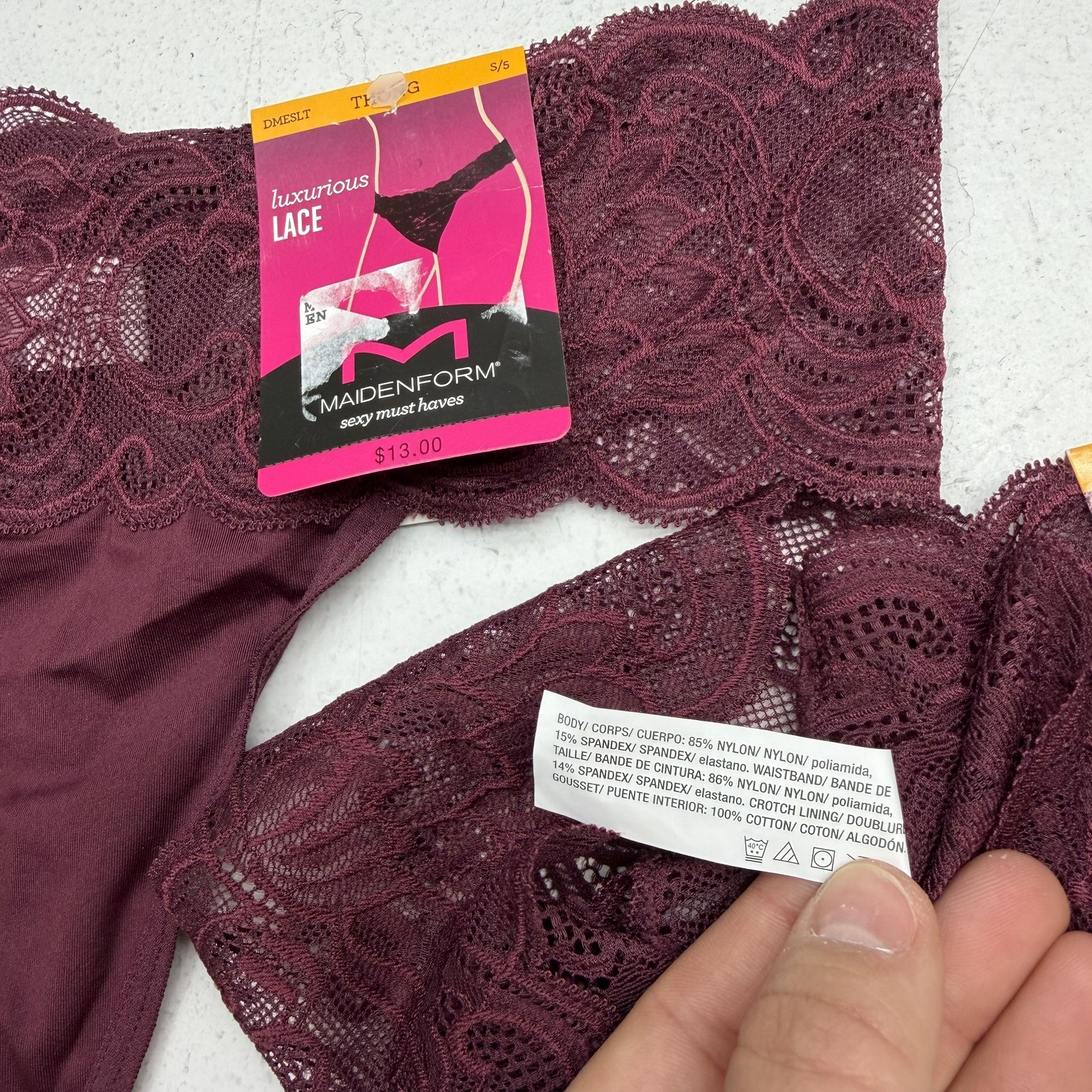 Maidenform Thong Panties Womens Small Red Lace Sheer Stretch 2 Pack Underwear