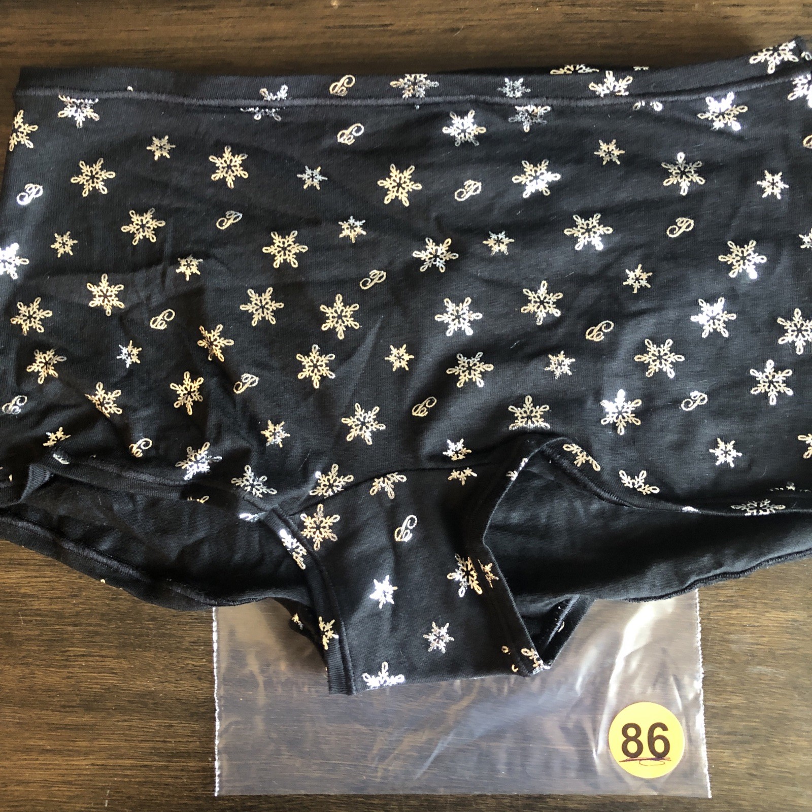 Pink By Victorias Secret Small Black Snowflake Stretch Boyshort Panties