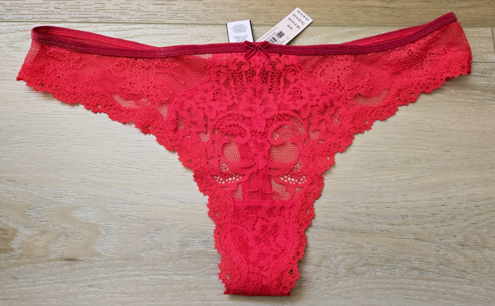 NWT Vintage Victoria’s Secret Dream Angels Sheer Lace Velvet Thong Panties M