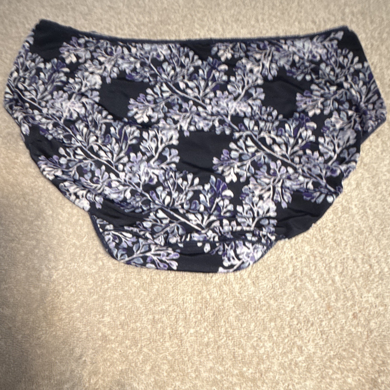 Jockey Women’s Hip Brief Panties 9/XXL Navy Floral Microfiber Stretch 1372