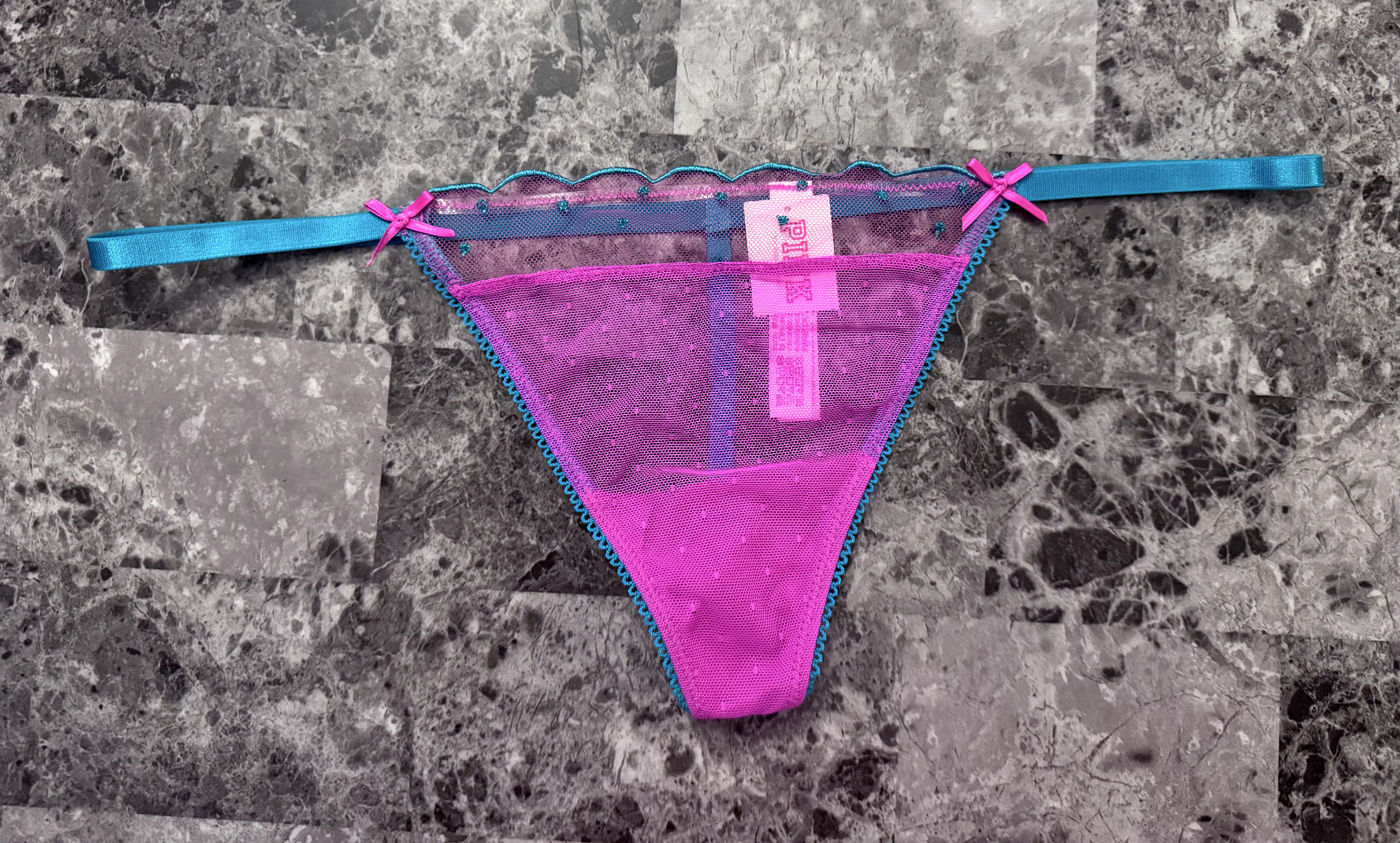 NWT VICTORIA’S SECRET PINK DOTTED MESH TEAL GLITTER POLKA DOT V STRING PANTIES