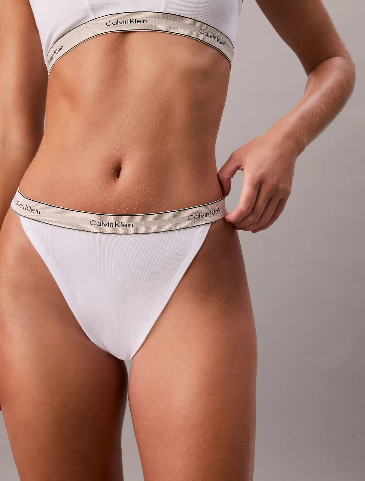 Tanga – Calvin Klein WOMEN’s(Various) Heritage Cotton Stretch QF8370