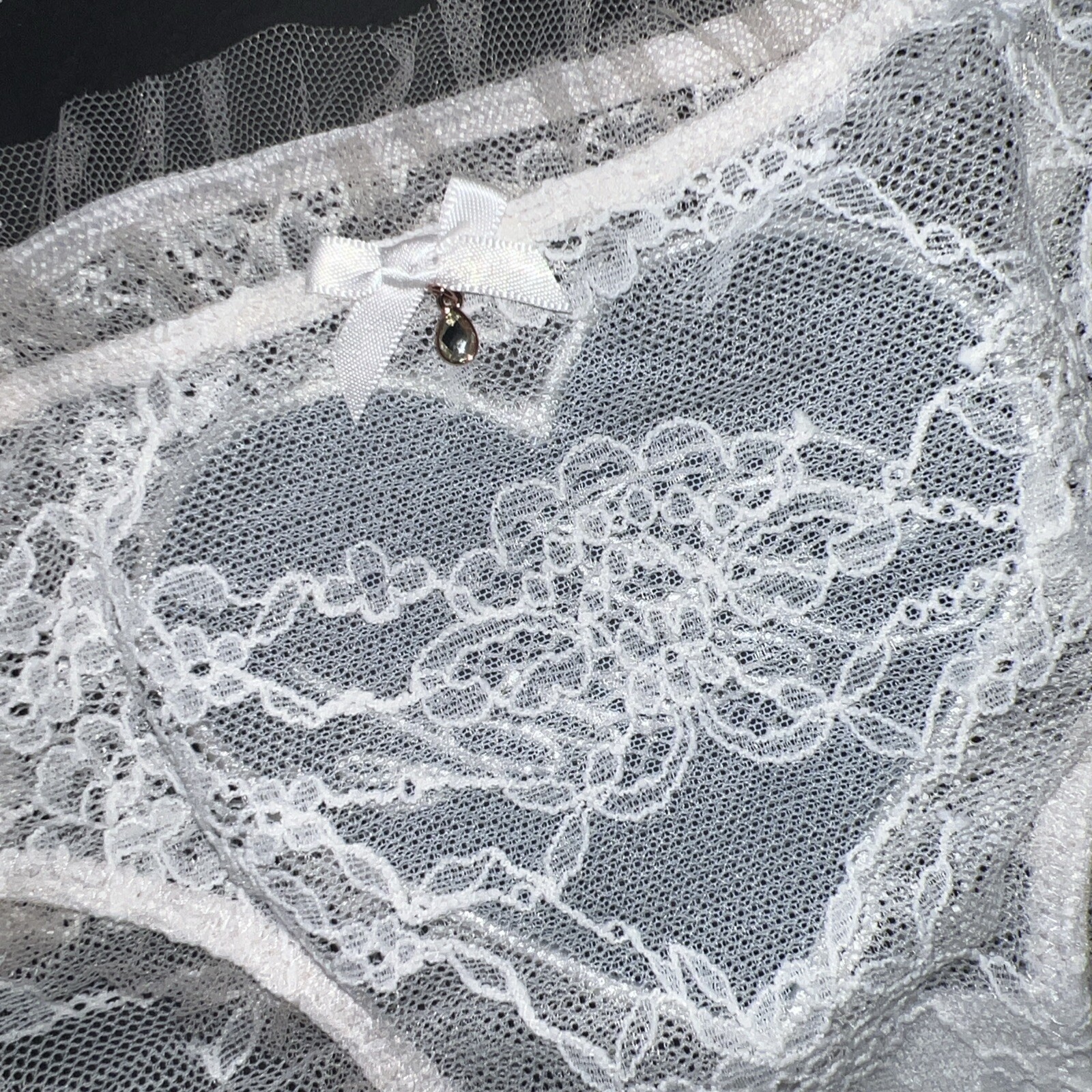 Victoria’s Secret S THONG+panty+GARTER BEIGE WHITE FLORAL EMBROIDERY I DO BRIDE