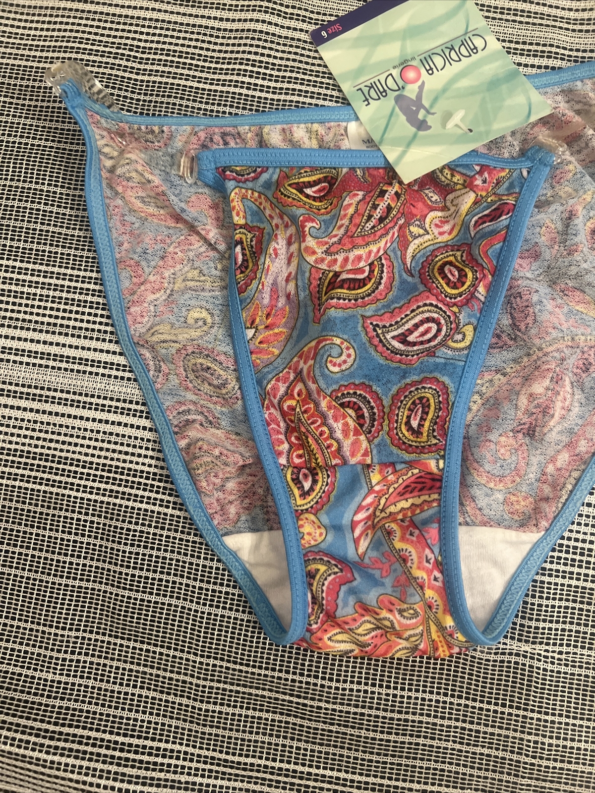 VTG WOMEN’S PANTIES BIKINI LINGERIE CAPRICIA O’DARE SIZE M/6 BODY 100% POLYESTER