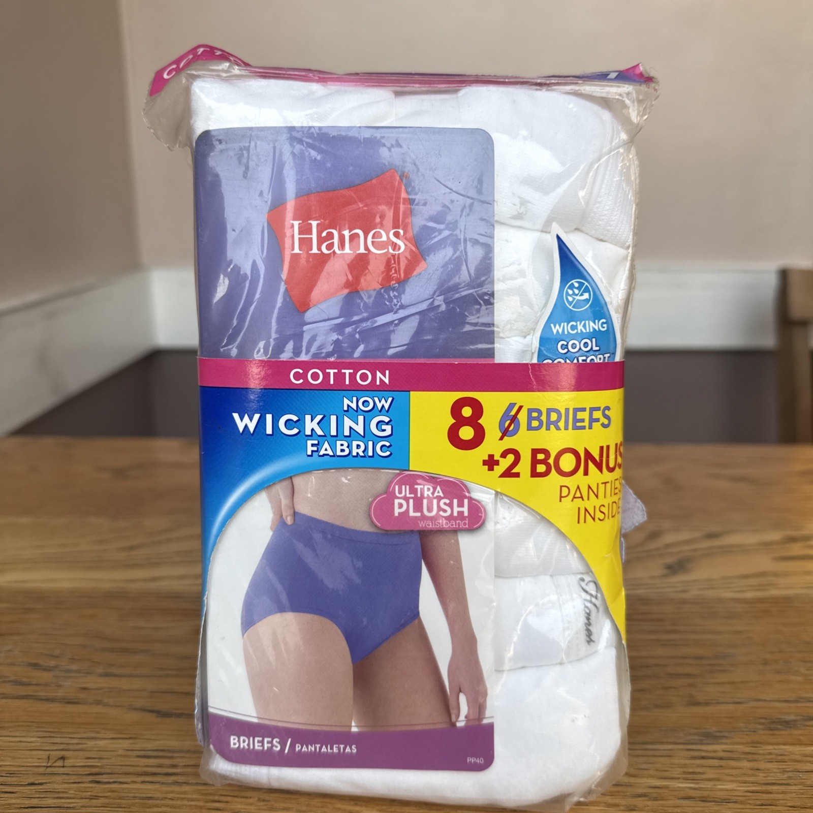 Pack of 8 Hanes Womens Size 7 White Tagless Cool Wicking Cotton Briefs NEW!!