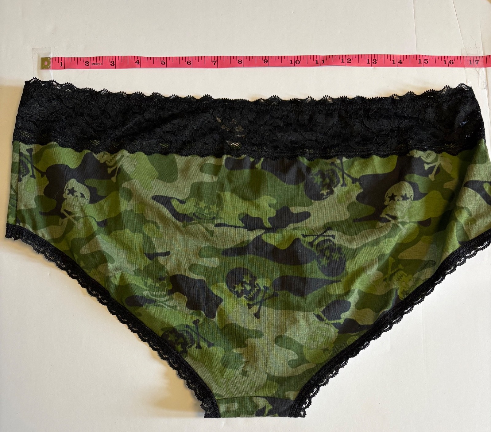 Torrid Curve Cheeky Camo Skull Lace Panties NWT Size 2 (2X)