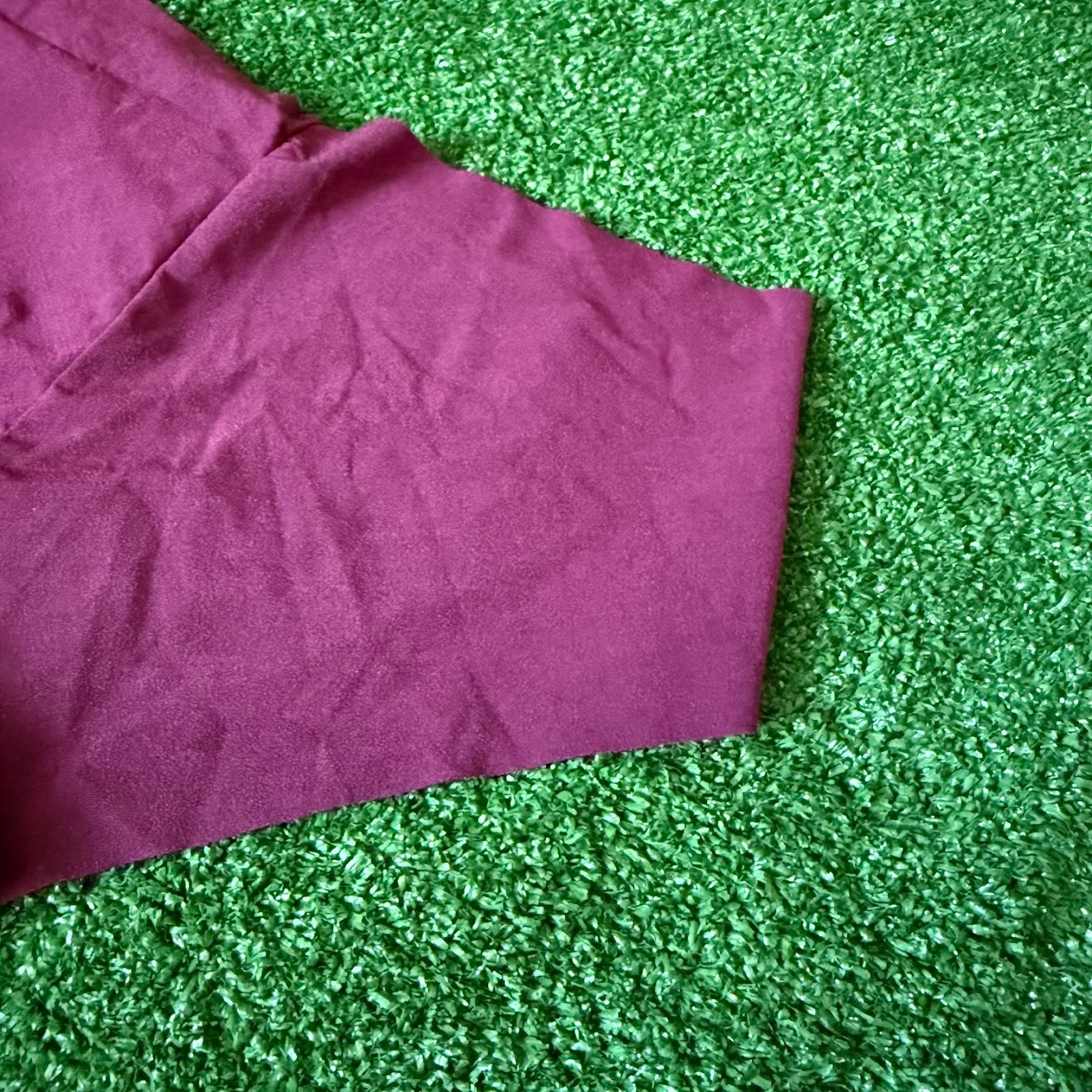 Victoria’s Secret Highugger Hipster Lighweight Bonded Burgundy Panty Size S NEW
