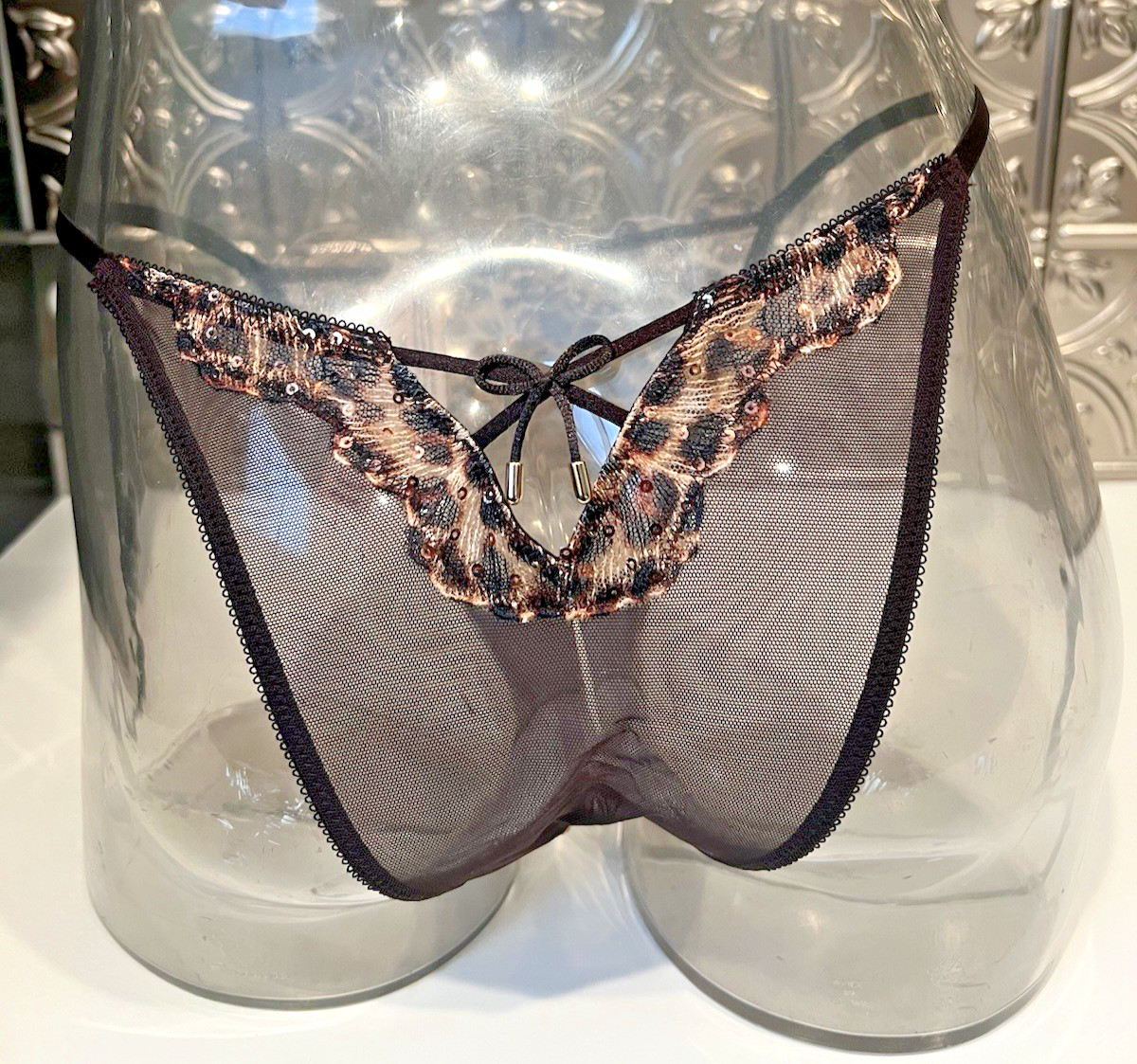 Victoria’s Secret Geo Leo Sequin Embroidery String BRAZILIAN Panty Sz S NWT$29