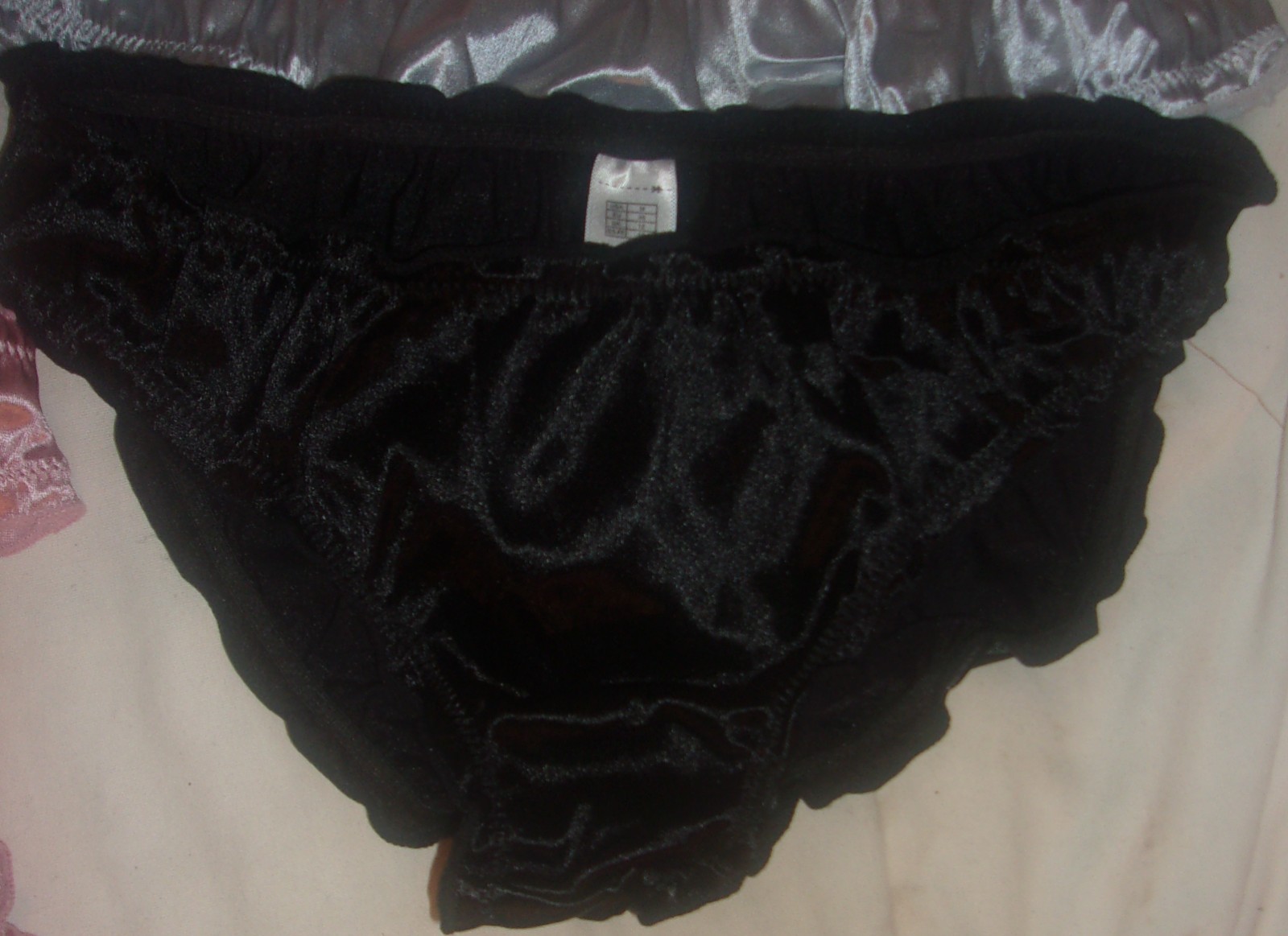 SEXY SKIMPY PANTIES 4 PACK SIZE LARGE 90% NYLON 10% SPANDEX RED PINK BLACK