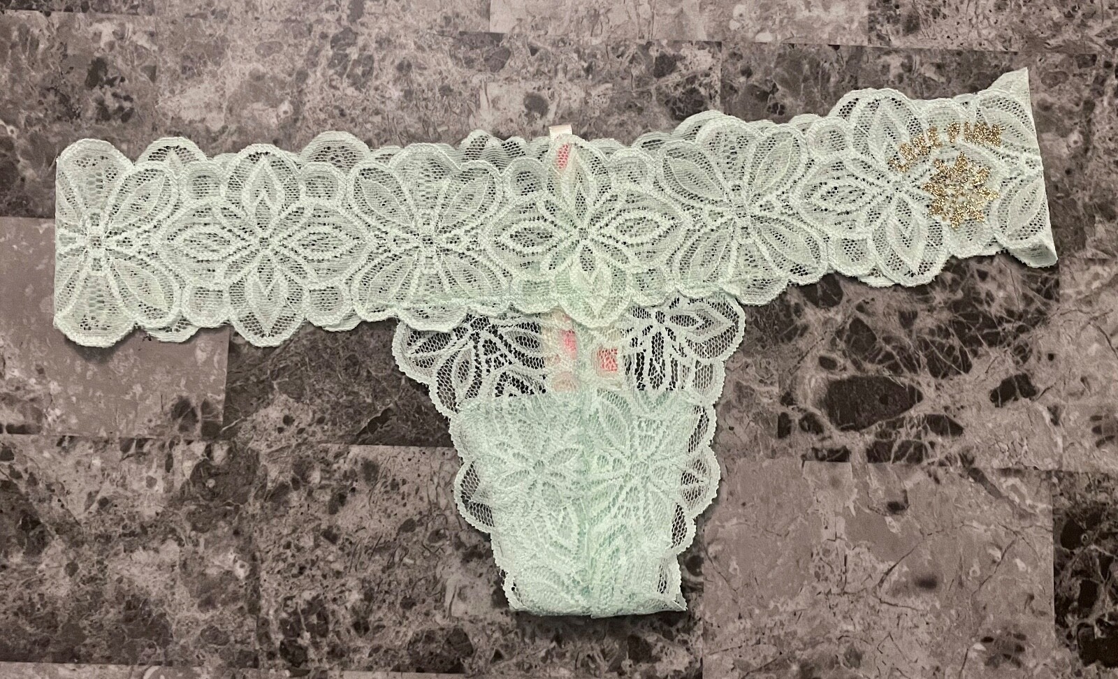 NWT VICTORIA’S SECRET PINK S GREEN FLORAL LACE GOLD SNOWFLAKE RARE THONG PANTIES
