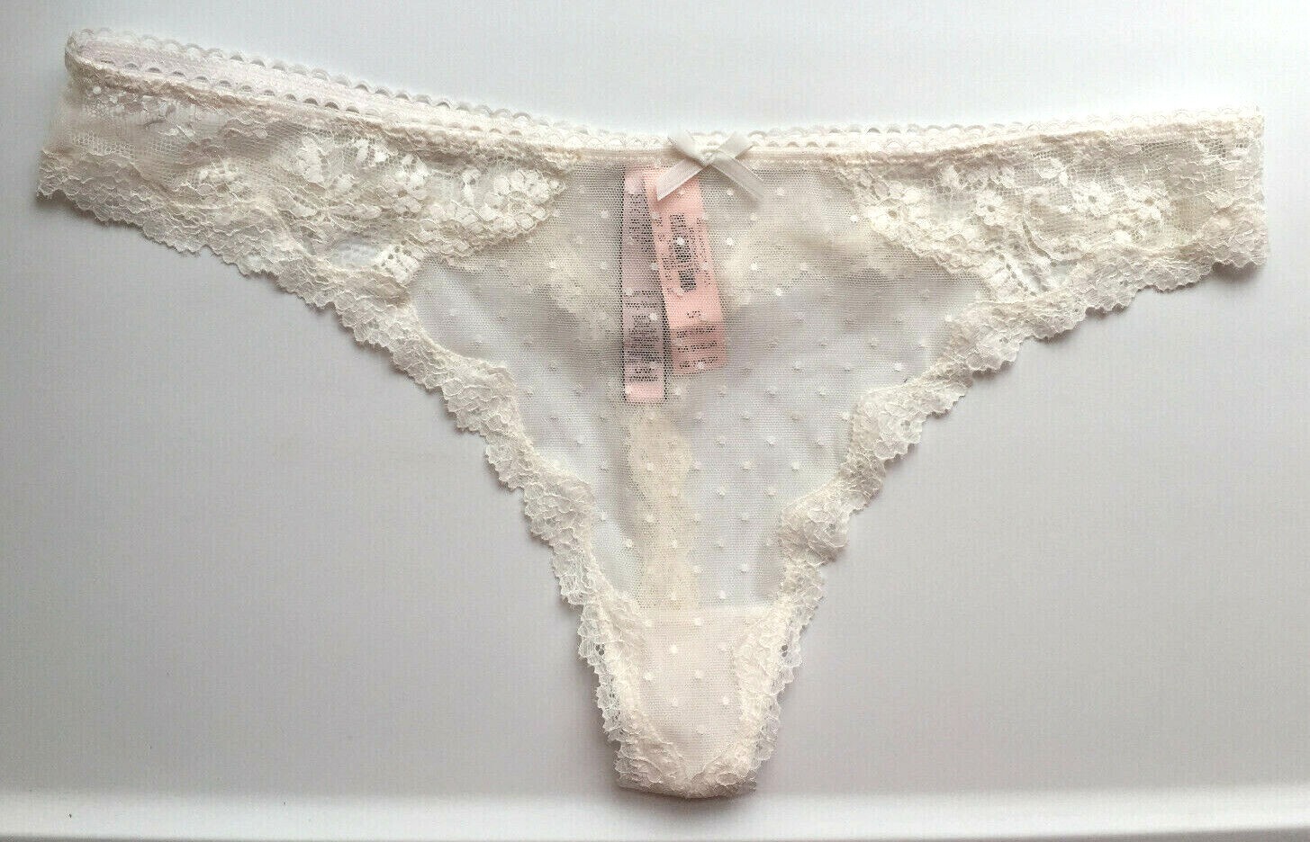 Victorias Secret Dream Angels White Floral Lace Polka Dots Thong Panties Size L