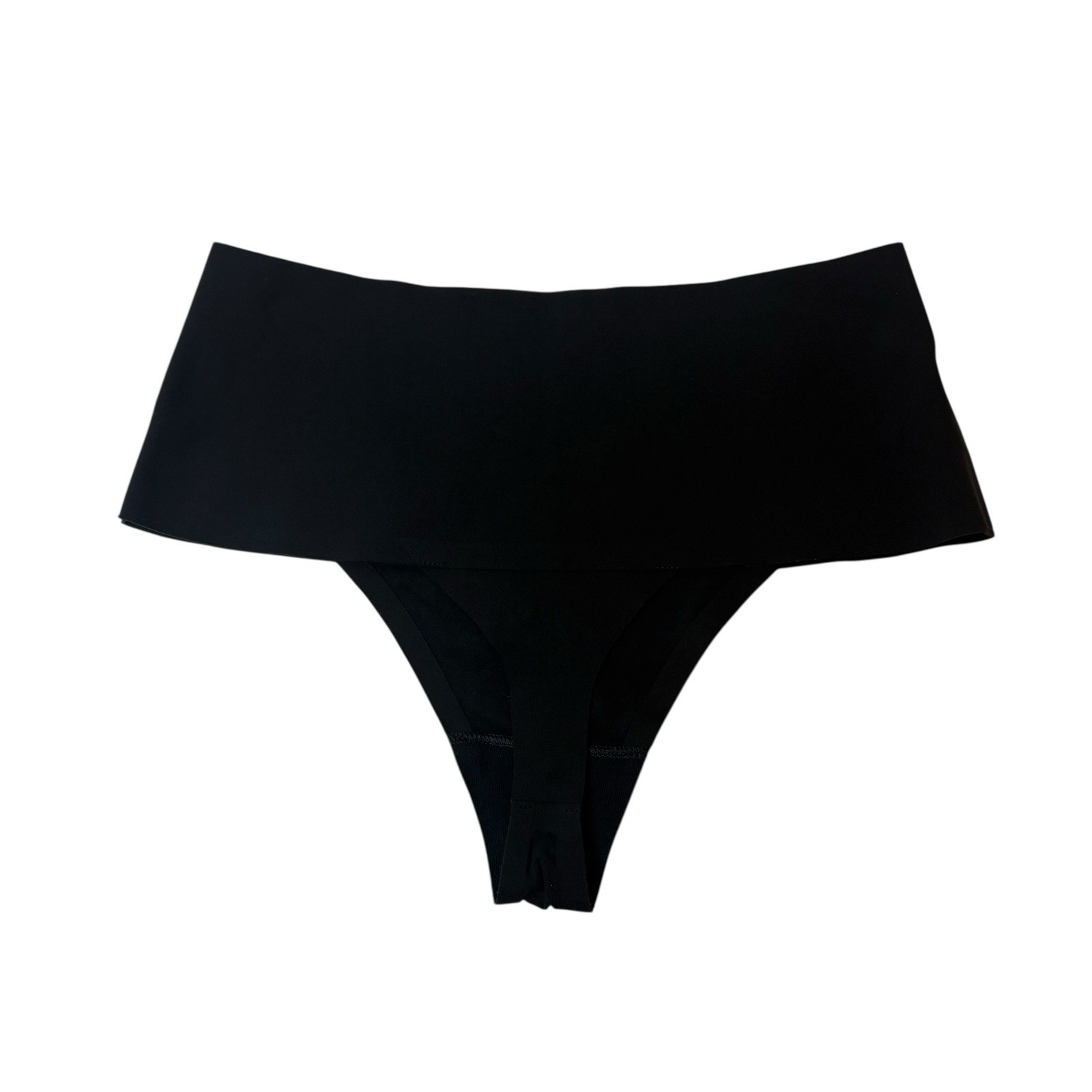 SPANX Super Smooth Undie-Tectable Thong Black Womens NWOT