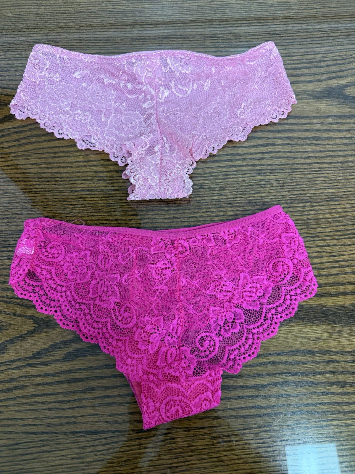 Womens – – Hot Pink Lacy Panties/Undergarment – Size Med