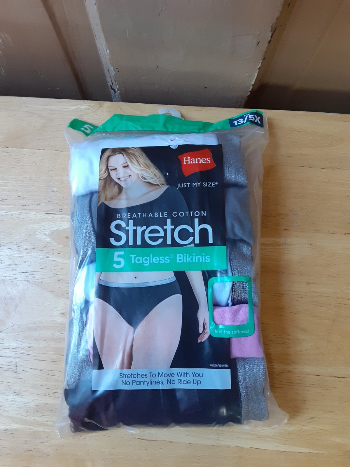 Hanes Woman’s 5 Pair Tagless Bikini’s Size 13/5X NEW WITH TAGS