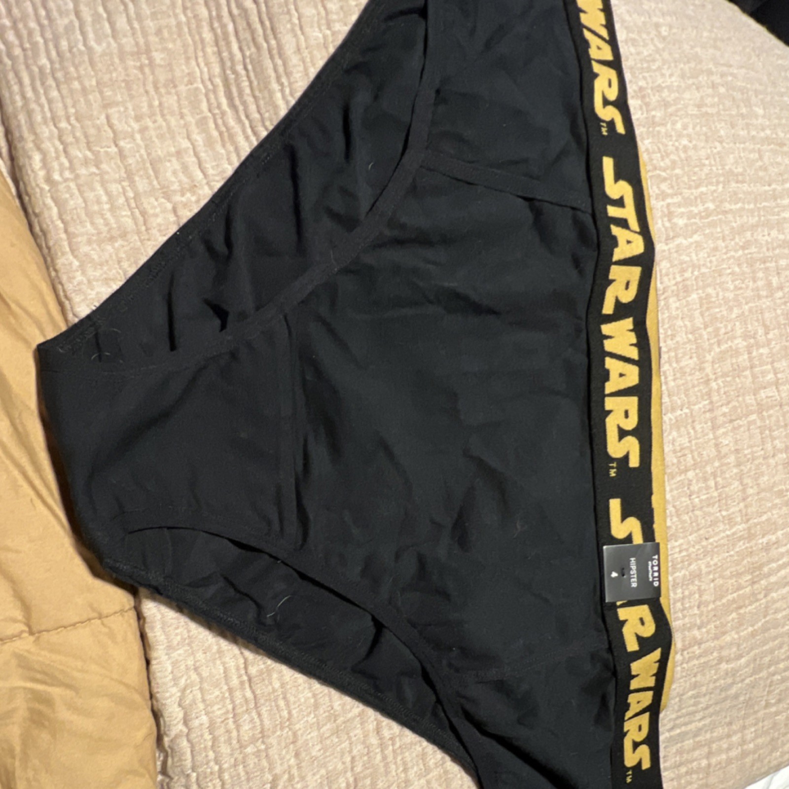 Torrid Star Wars Women’s Brief Panties Size 4 Black Gold Stretch High Rise