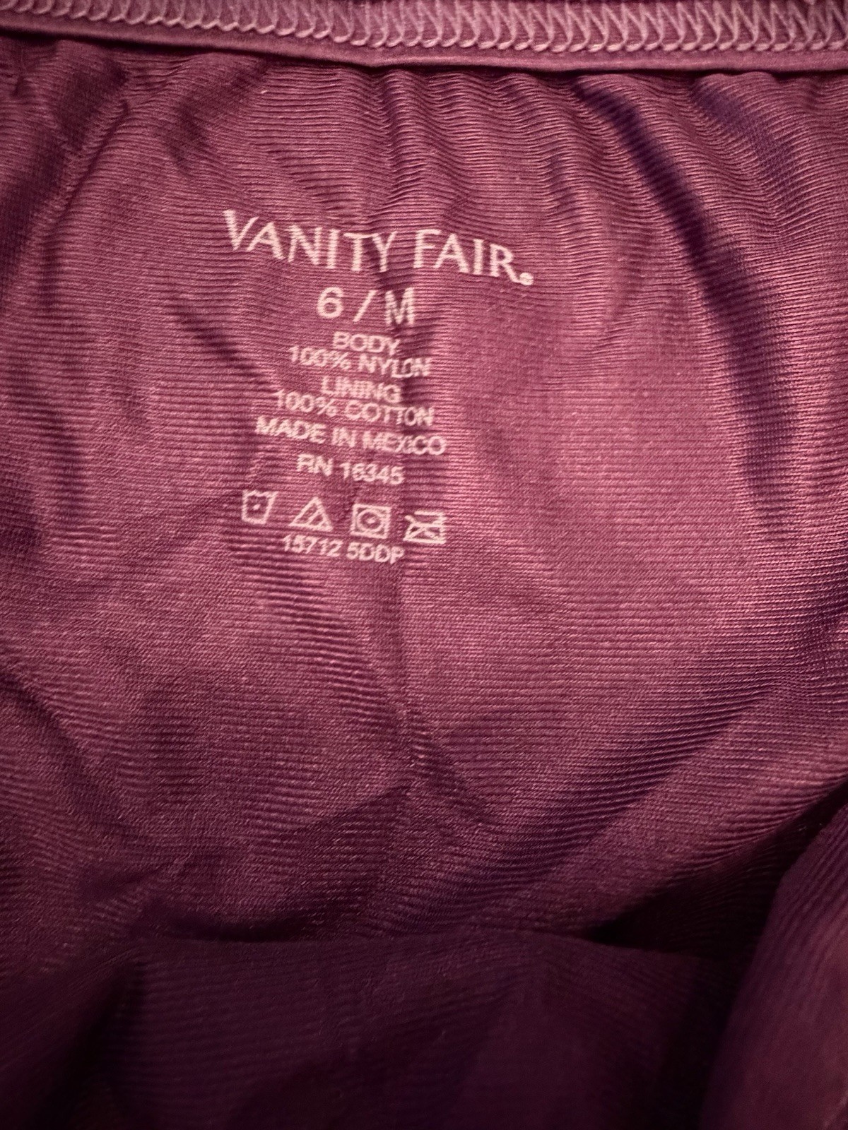 Vanity Fair Perfectly Yours Tailored Nylon Brief Sangria Size 6 Medium 15712 NEW