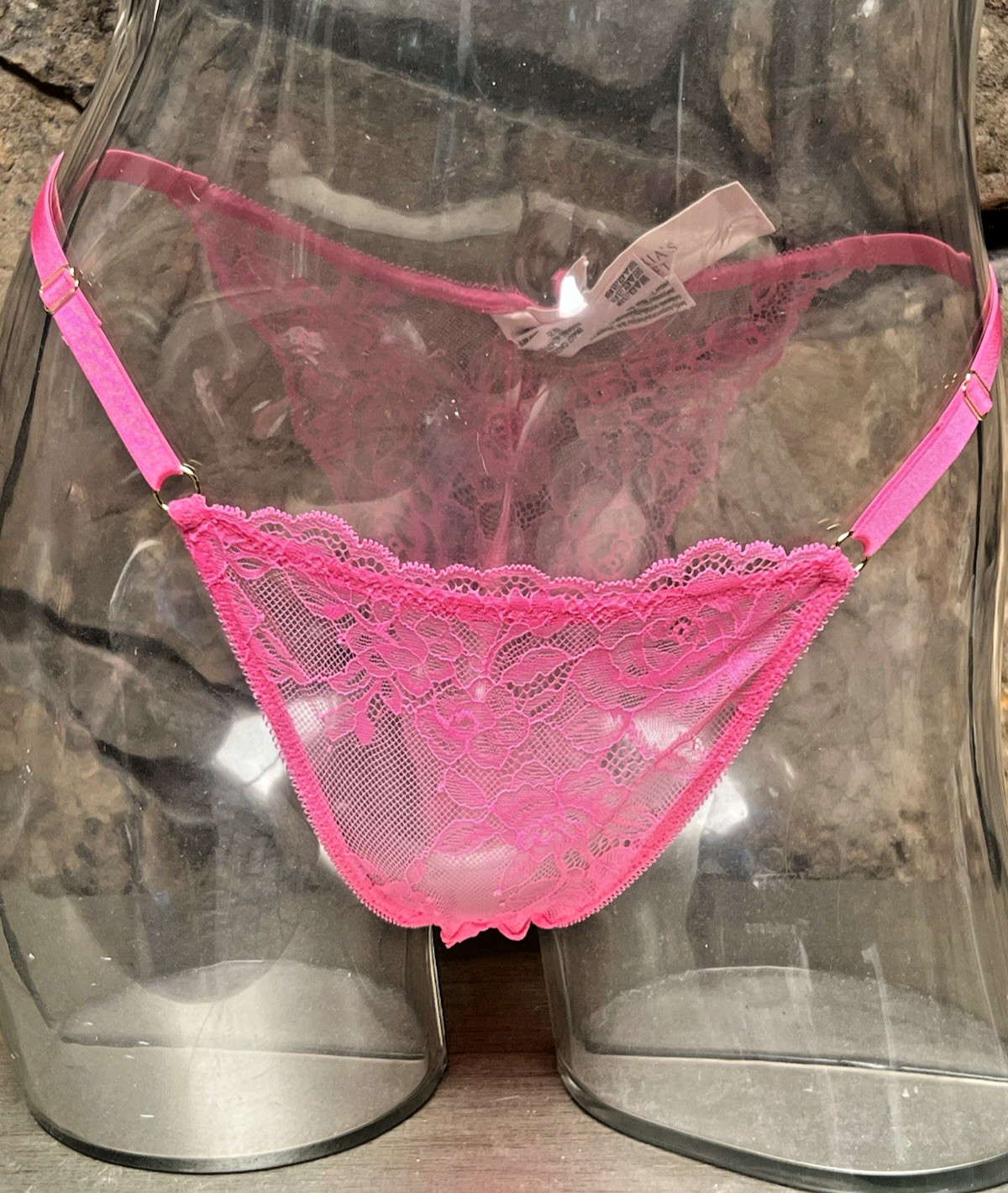 Victoria’s Secret Lace BRAZILIAN Panty Adjustable Waist Sz L PINK NWT$18.95