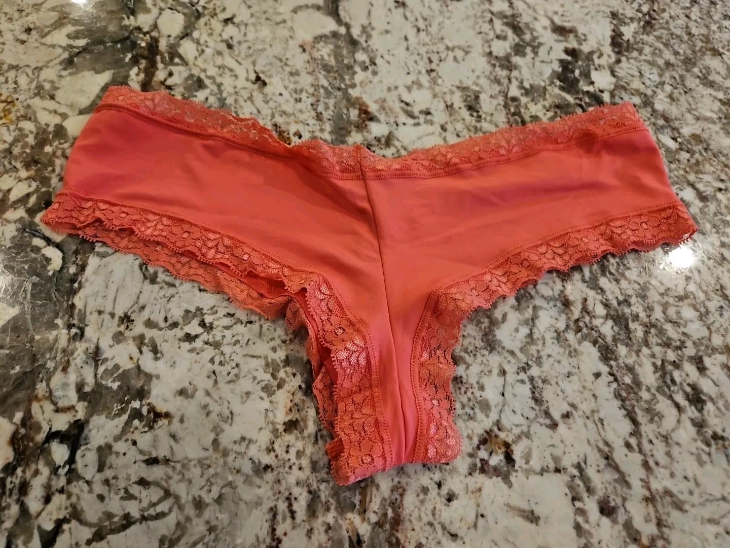 True Vintage Victoria Secret Sexy Little Things Smooth Lace Hiphugger Panty