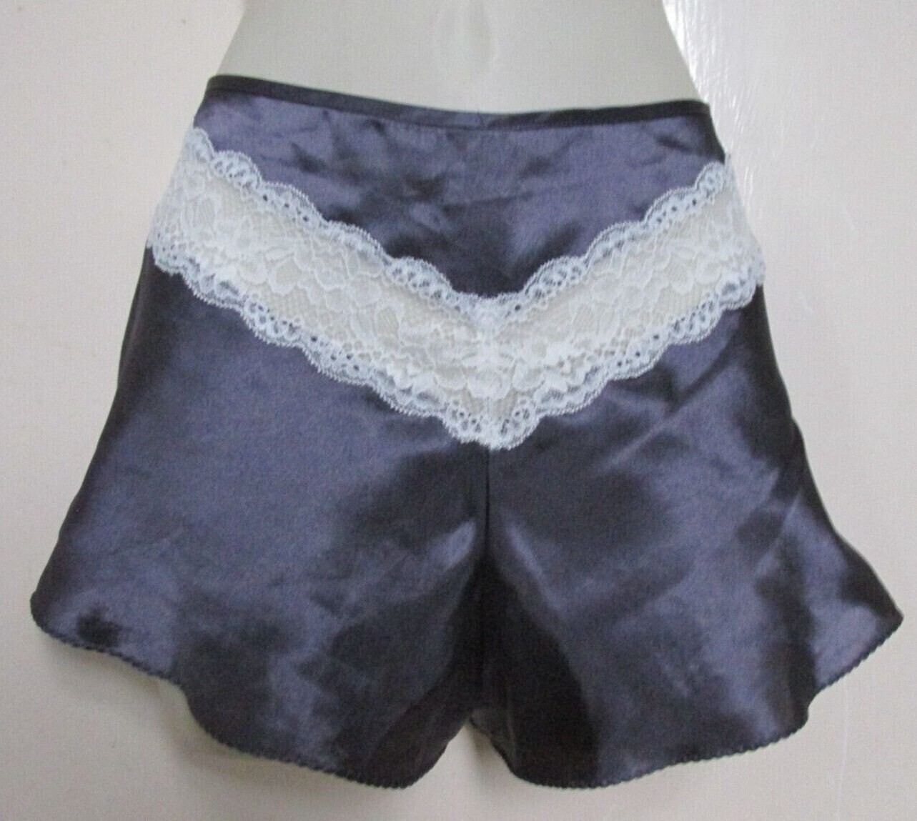 BOUX AVENUE Sexy Sensual Satin Lace Brief Unisex Pants Silky French Knickers M