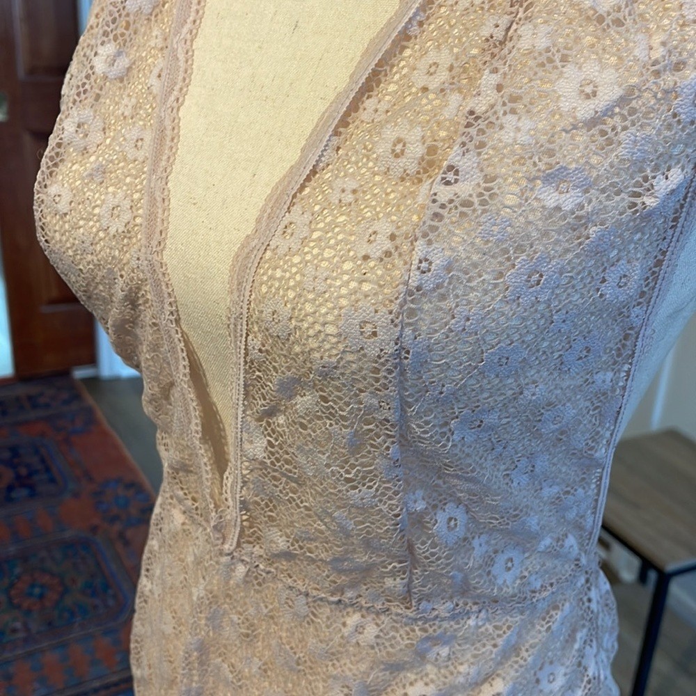 VS Bodysuit Lace Teddy
